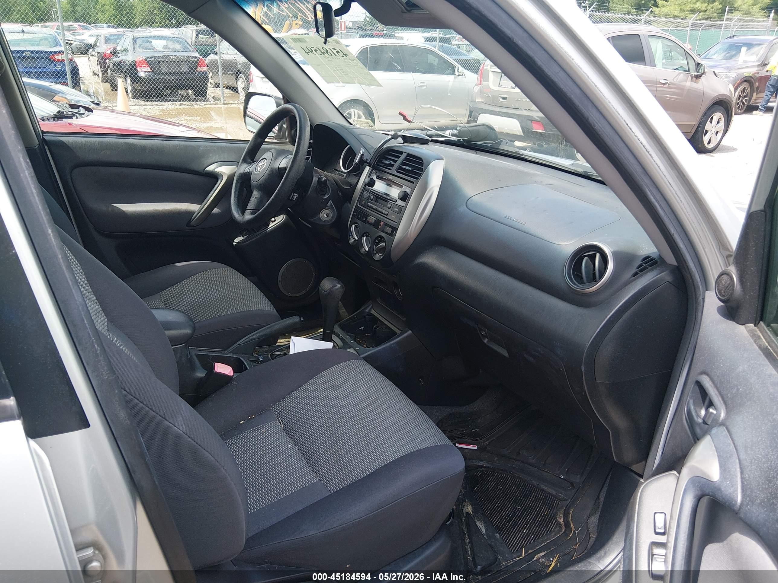 2005 Toyota Rav4   Silver vin: JTEHD20V456046414