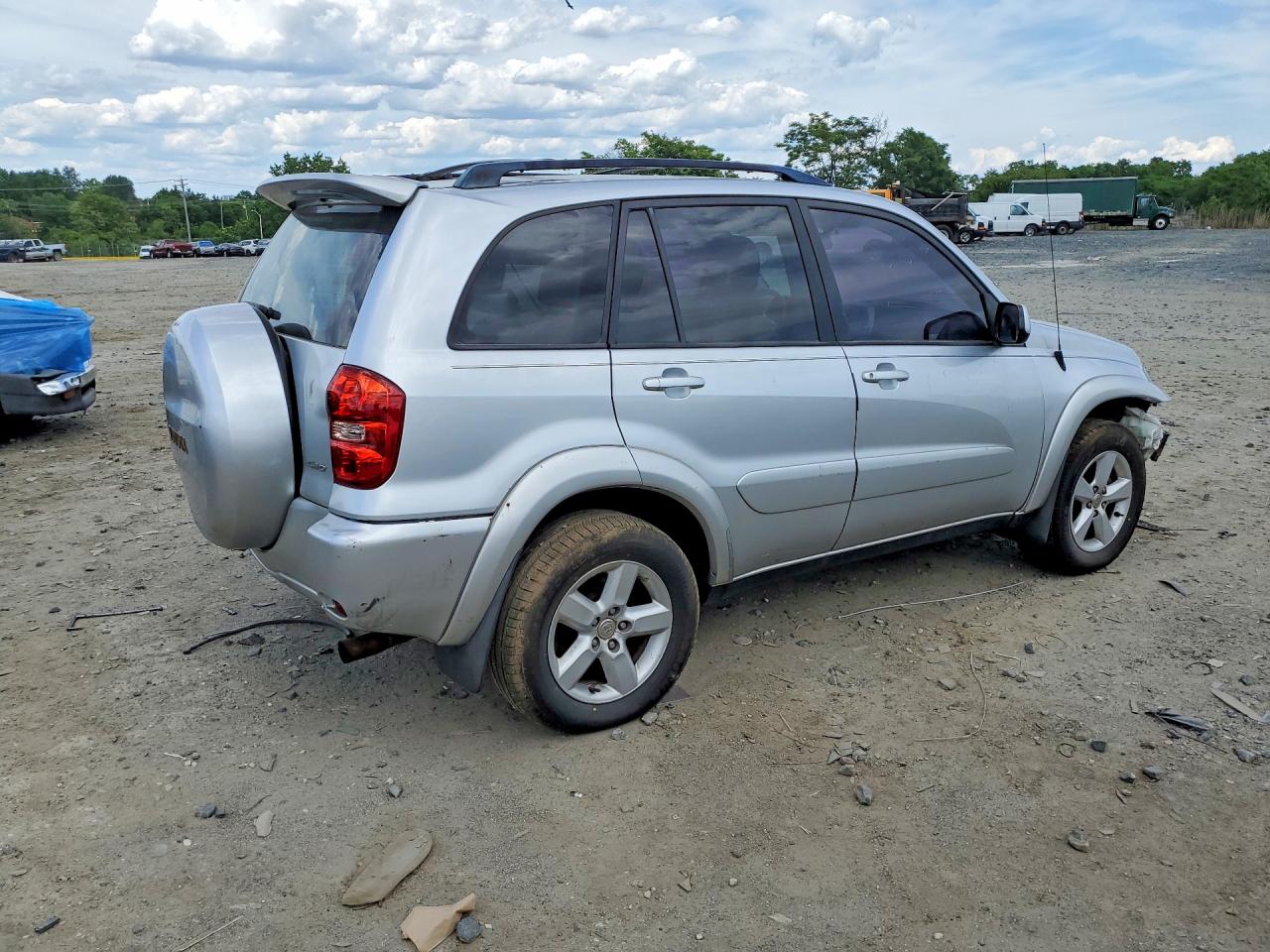 2005 Toyota Rav4 Base Silver vin: JTEHD20V550040317