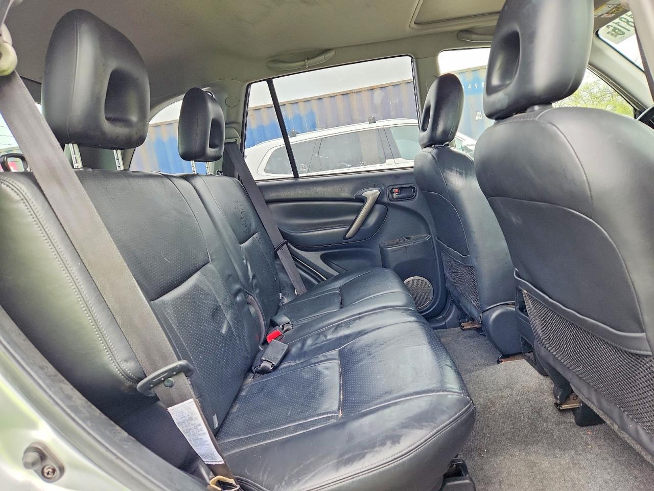2005 Toyota Rav4 Base Silver vin: JTEHD20V550049017