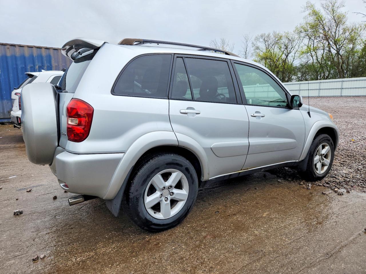 2005 Toyota Rav4 Base Silver vin: JTEHD20V550049017