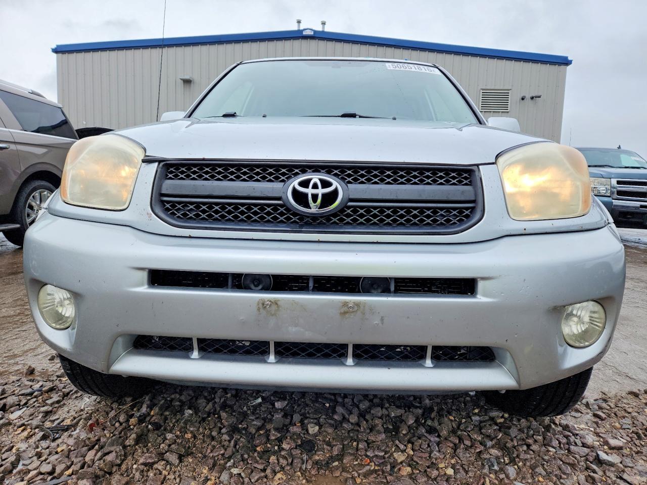 2005 Toyota Rav4 Base Silver vin: JTEHD20V550049017