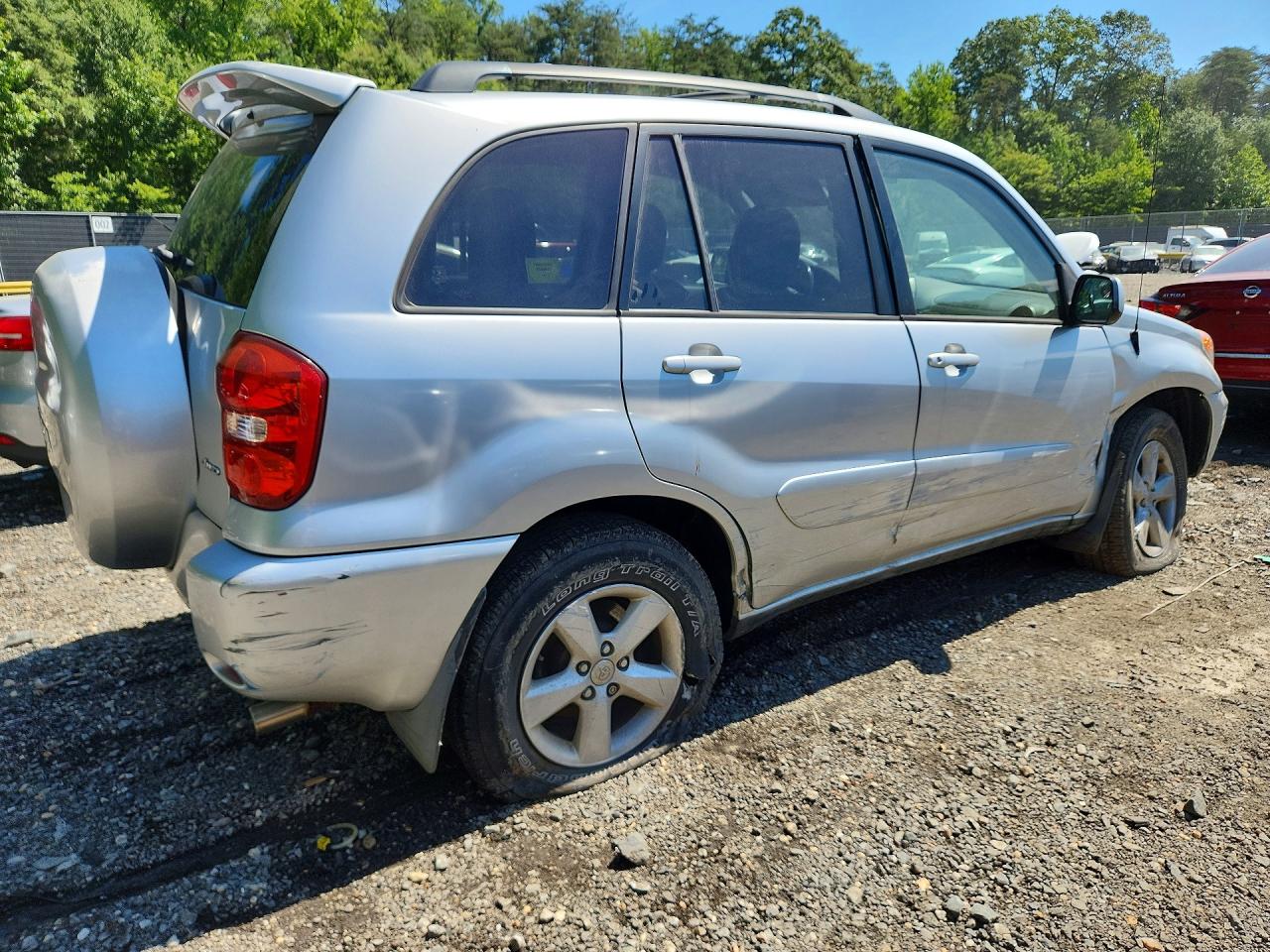 2005 Toyota Rav4 Base Silver vin: JTEHD20V550052600