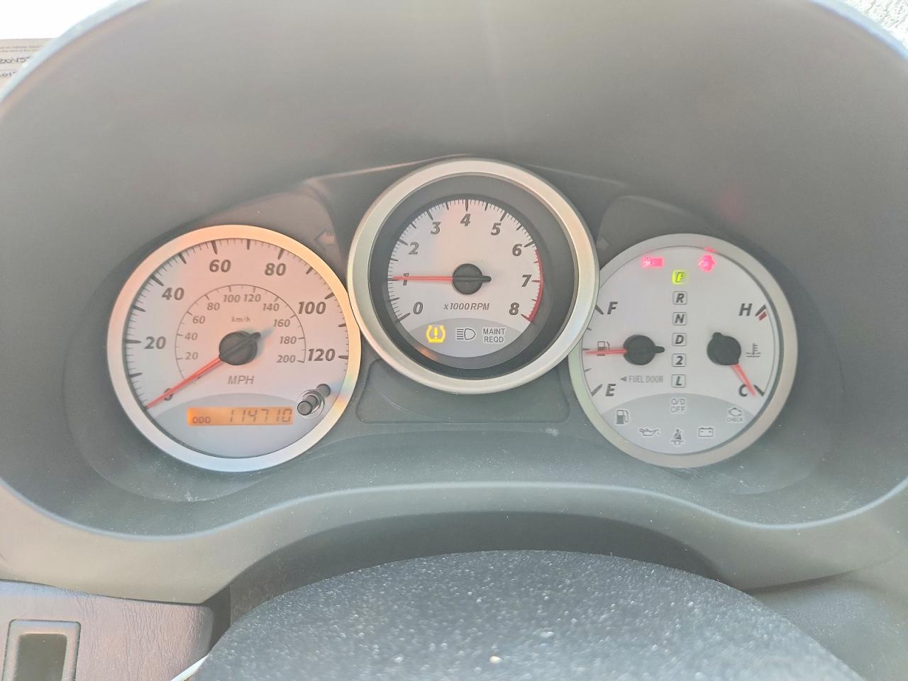 2005 Toyota Rav4 Base Silver vin: JTEHD20V550052600