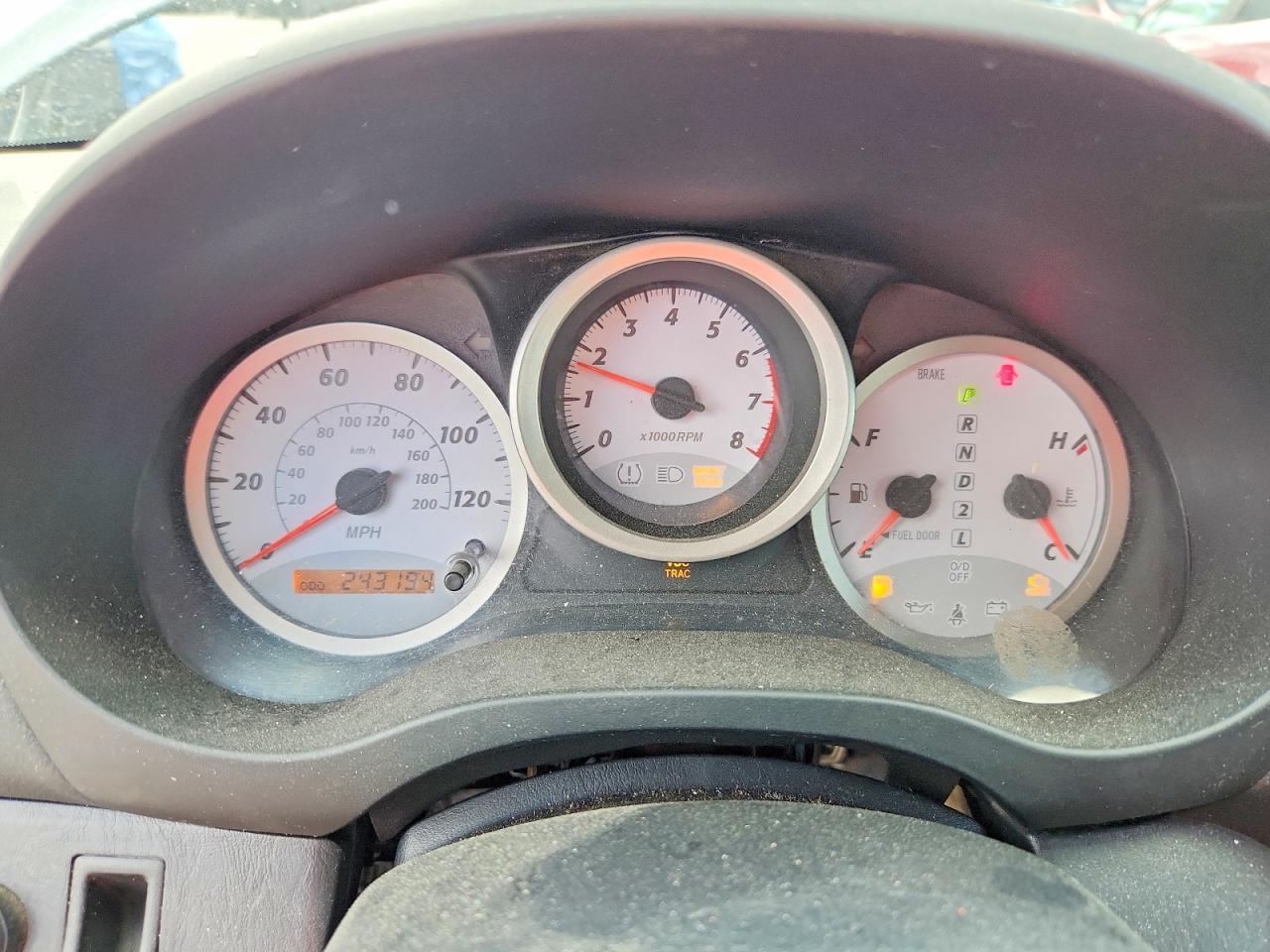 2005 Toyota Rav4 Base Silver vin: JTEHD20V550061653