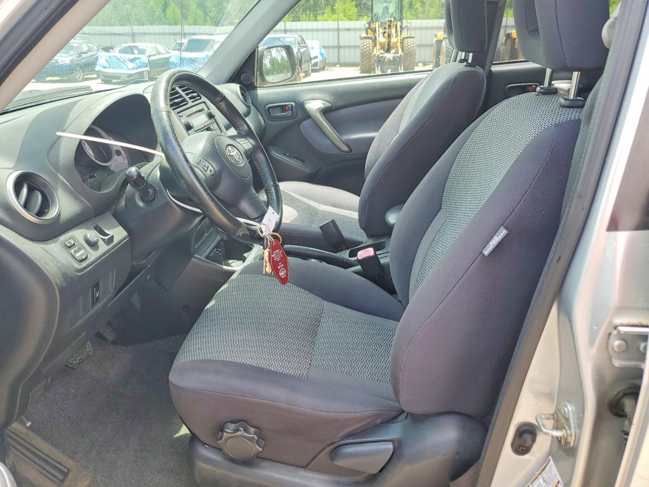 2004 Toyota Rav4 Base Silver vin: JTEHD20V640027378