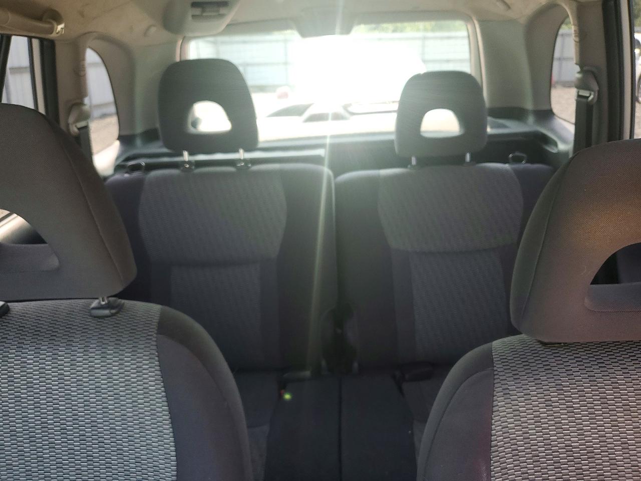 2005 Toyota Rav4 Base Gray vin: JTEHD20V650046238