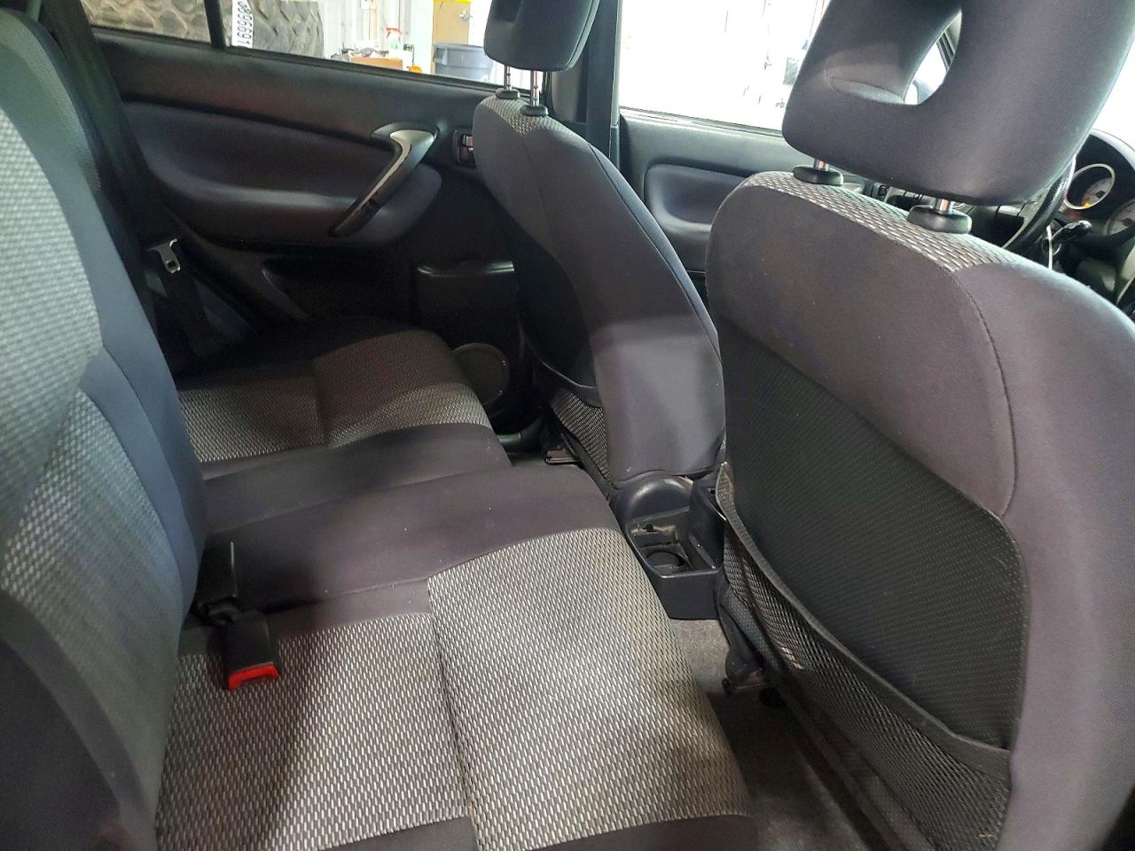 2005 Toyota Rav4 Base Black vin: JTEHD20V650050726