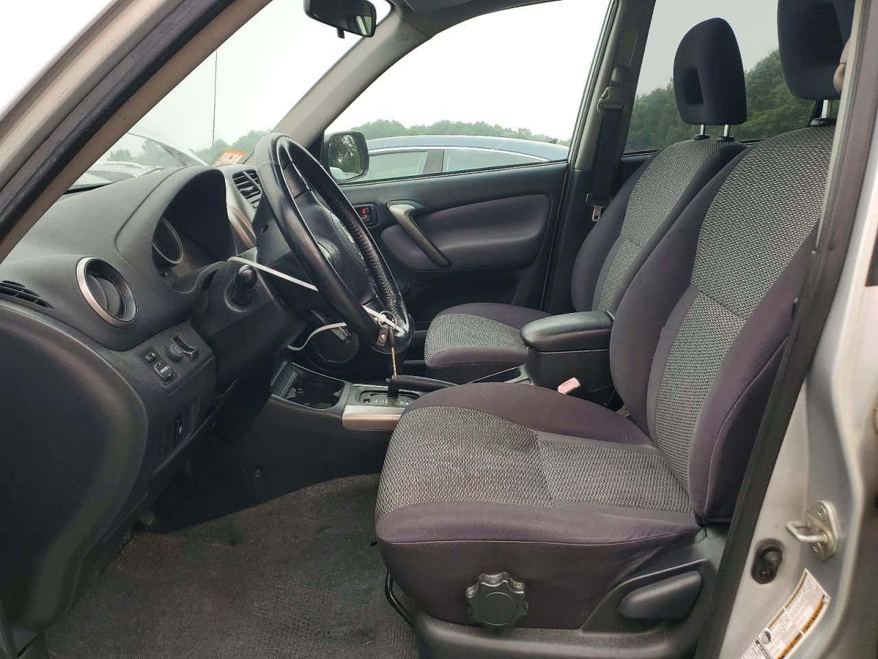 2005 Toyota Rav4 Base Silver vin: JTEHD20V650052783