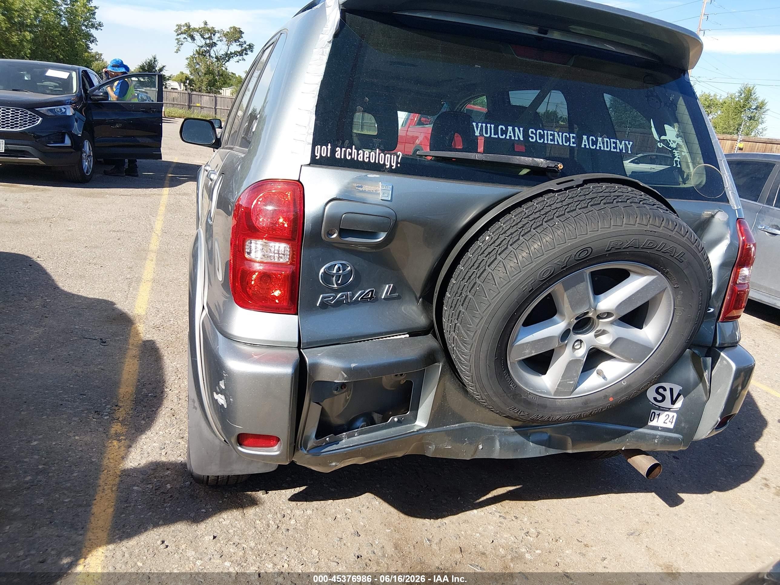 2005 Toyota Rav4   Silver vin: JTEHD20V650058356