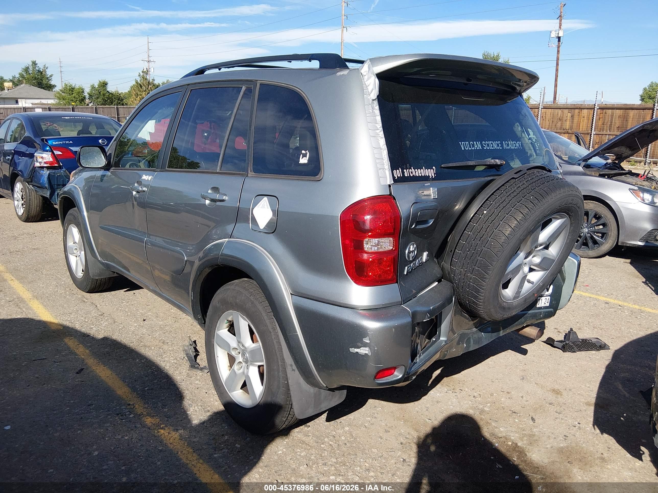 2005 Toyota Rav4   Silver vin: JTEHD20V650058356