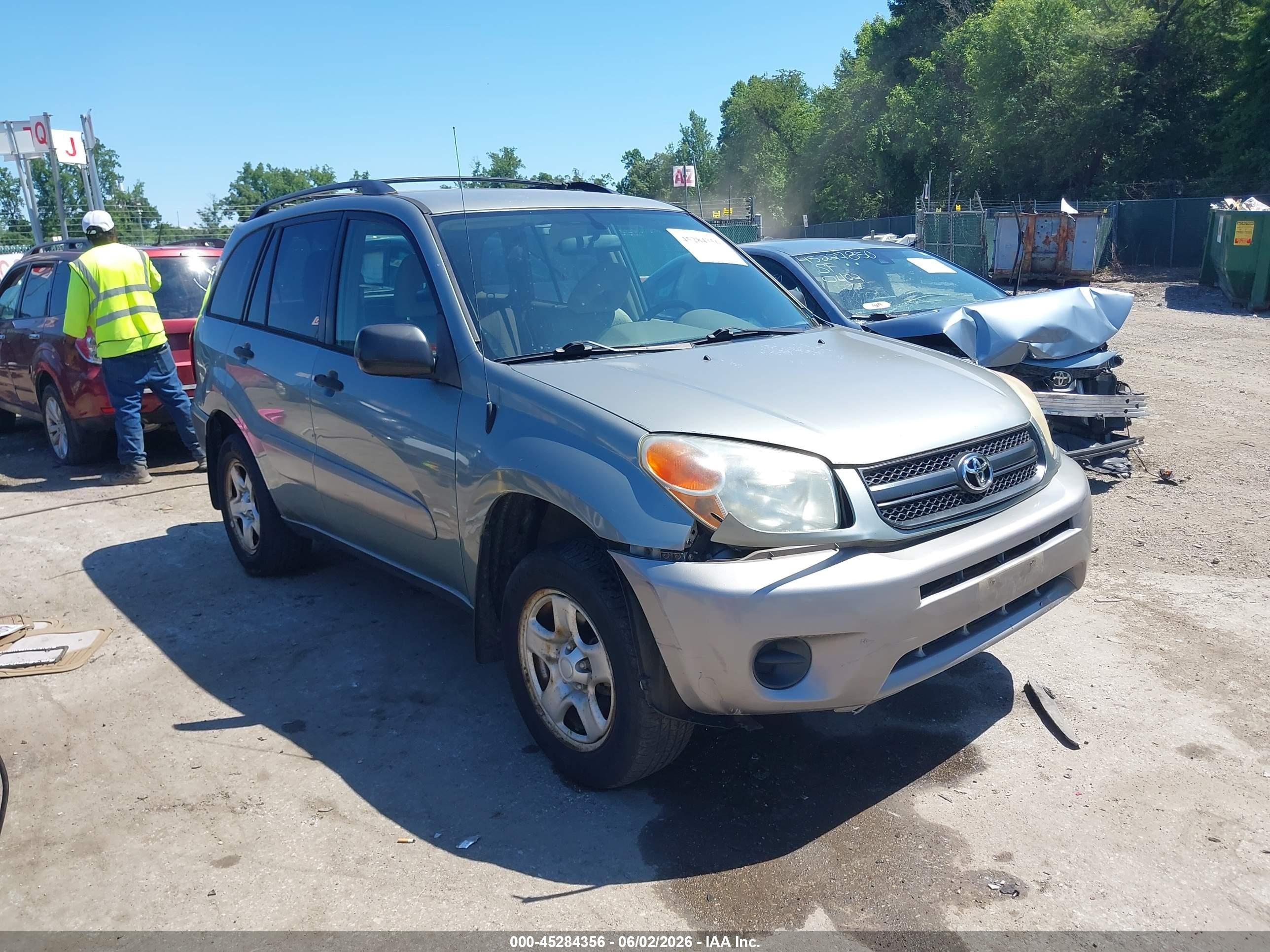 2005 Toyota Rav4   Blue vin: JTEHD20V656047192