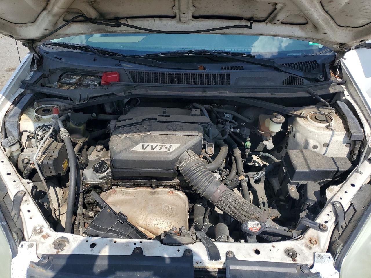2004 Toyota Rav4 Base White vin: JTEHD20V740024053