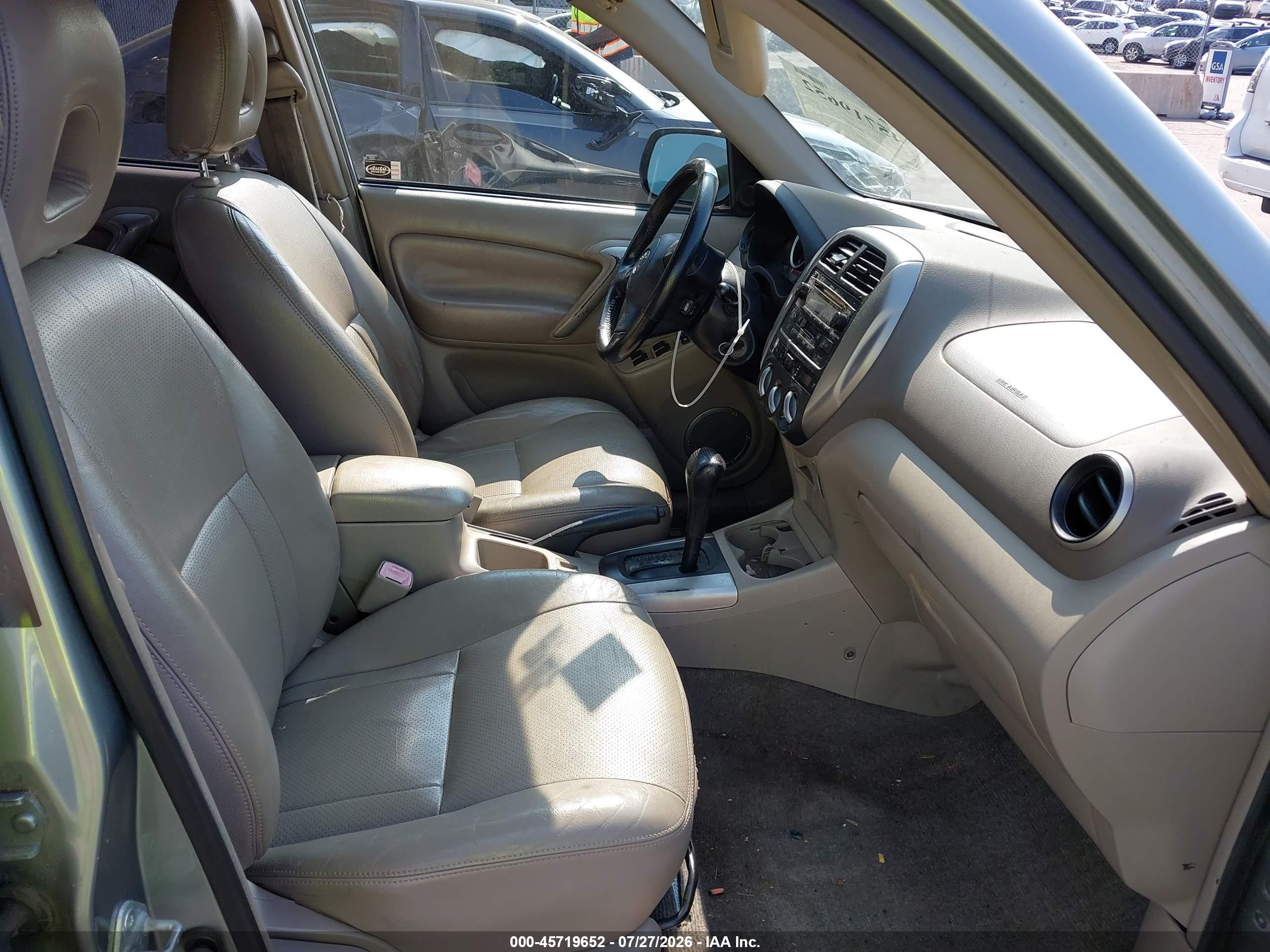 2005 Toyota Rav4   Gray vin: JTEHD20V750042568