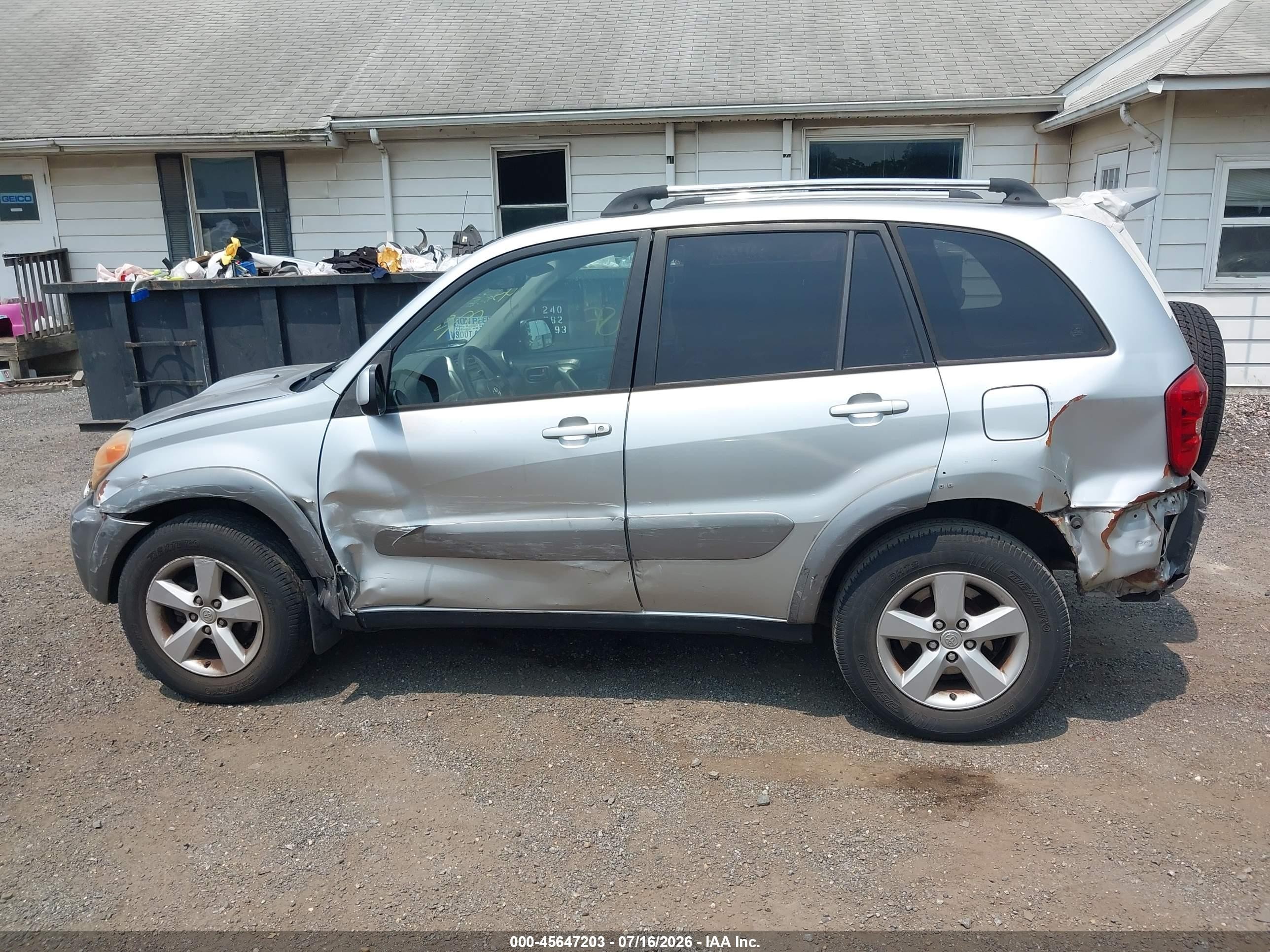 2005 Toyota Rav4 Silver vin: JTEHD20V750048161