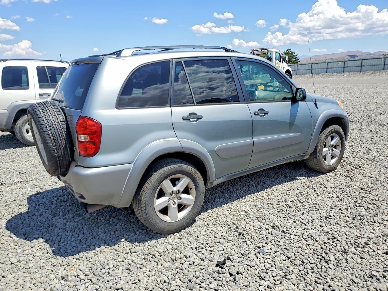 2005 Toyota Rav4 Base Серый vin: JTEHD20V750061976