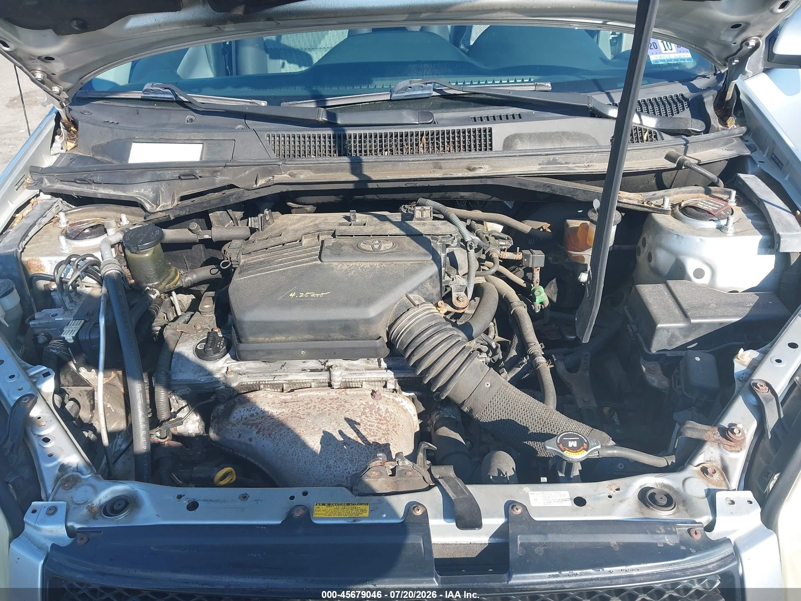 2005 Toyota Rav4   Серебряный vin: JTEHD20V756034872