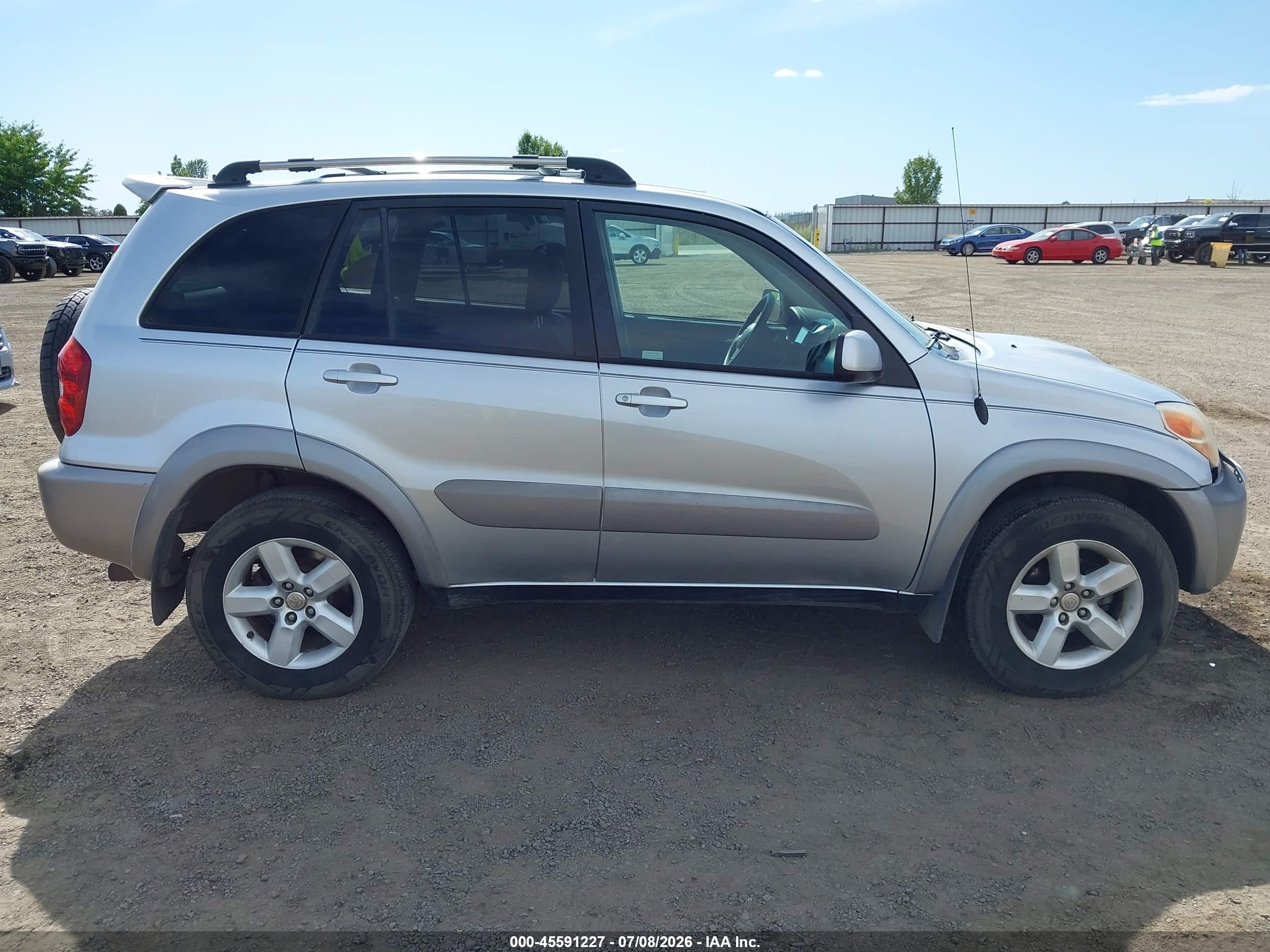 2004 Toyota Rav4 Silver vin: JTEHD20V846002270