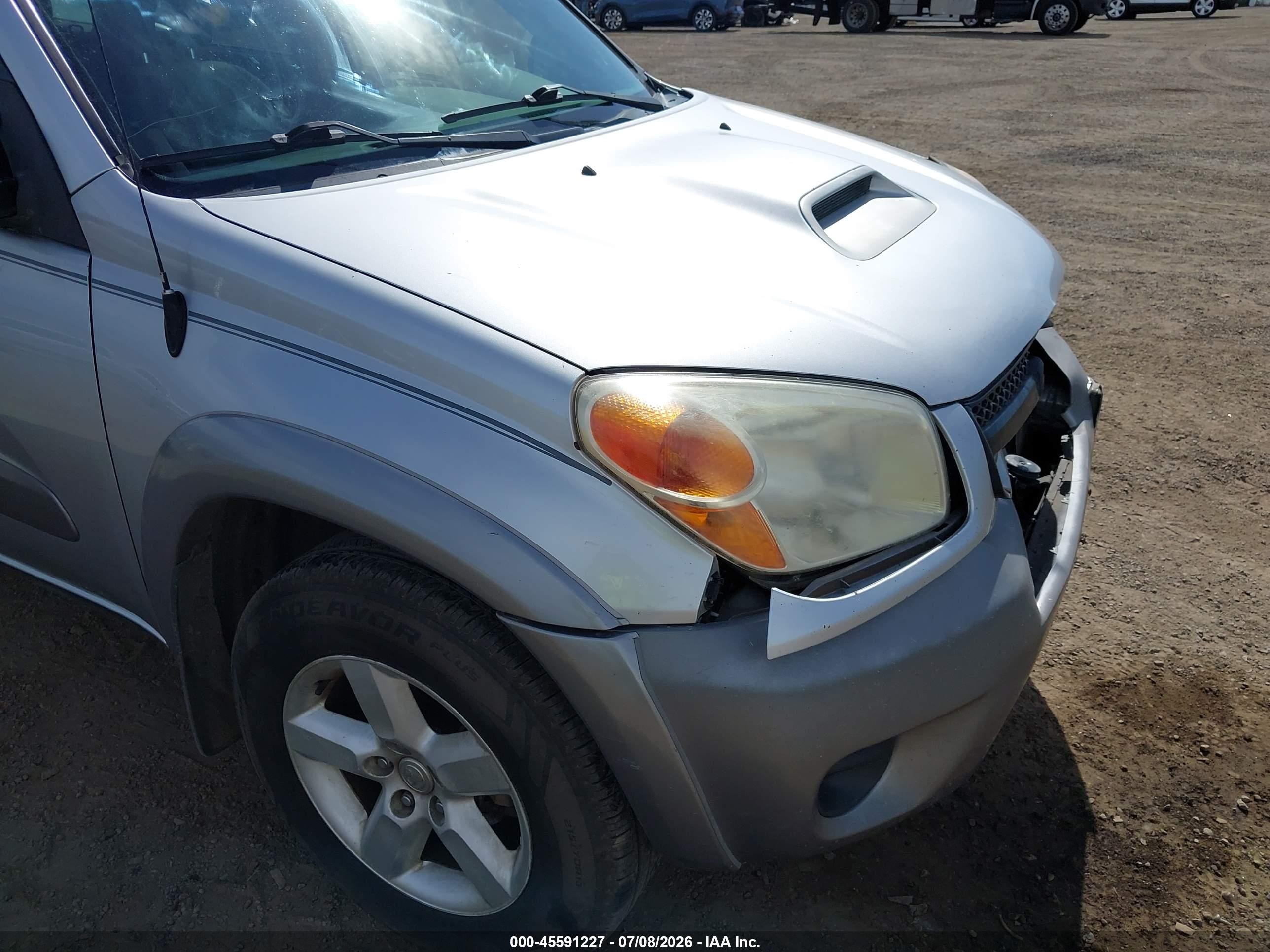 2004 Toyota Rav4 Silver vin: JTEHD20V846002270
