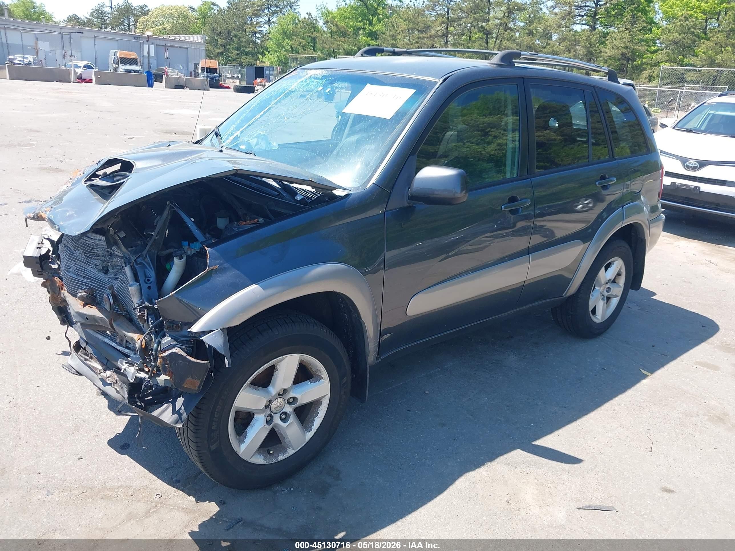 2005 Toyota Rav4   Gray vin: JTEHD20V850051067