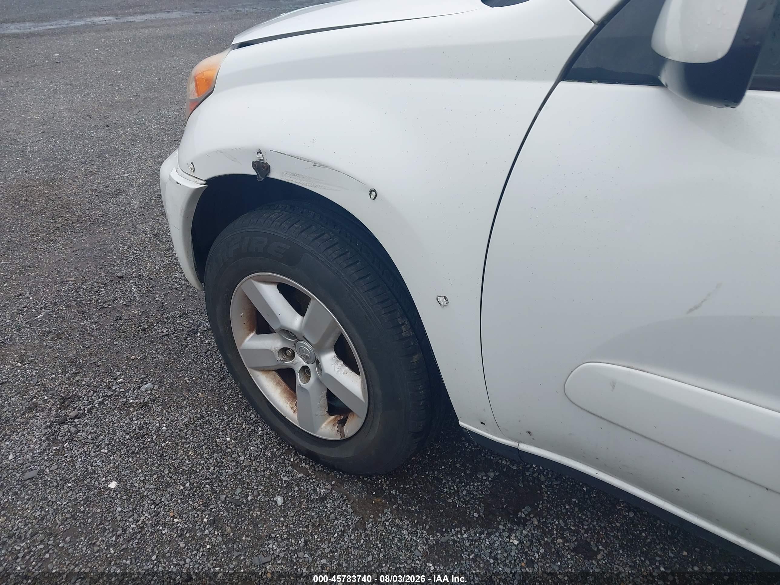 2005 Toyota Rav4   White vin: JTEHD20V850059556