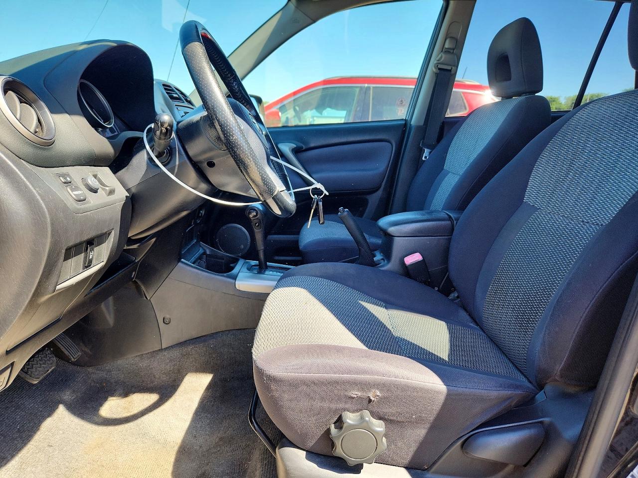 2005 Toyota Rav4 Base Black vin: JTEHD20V950044192