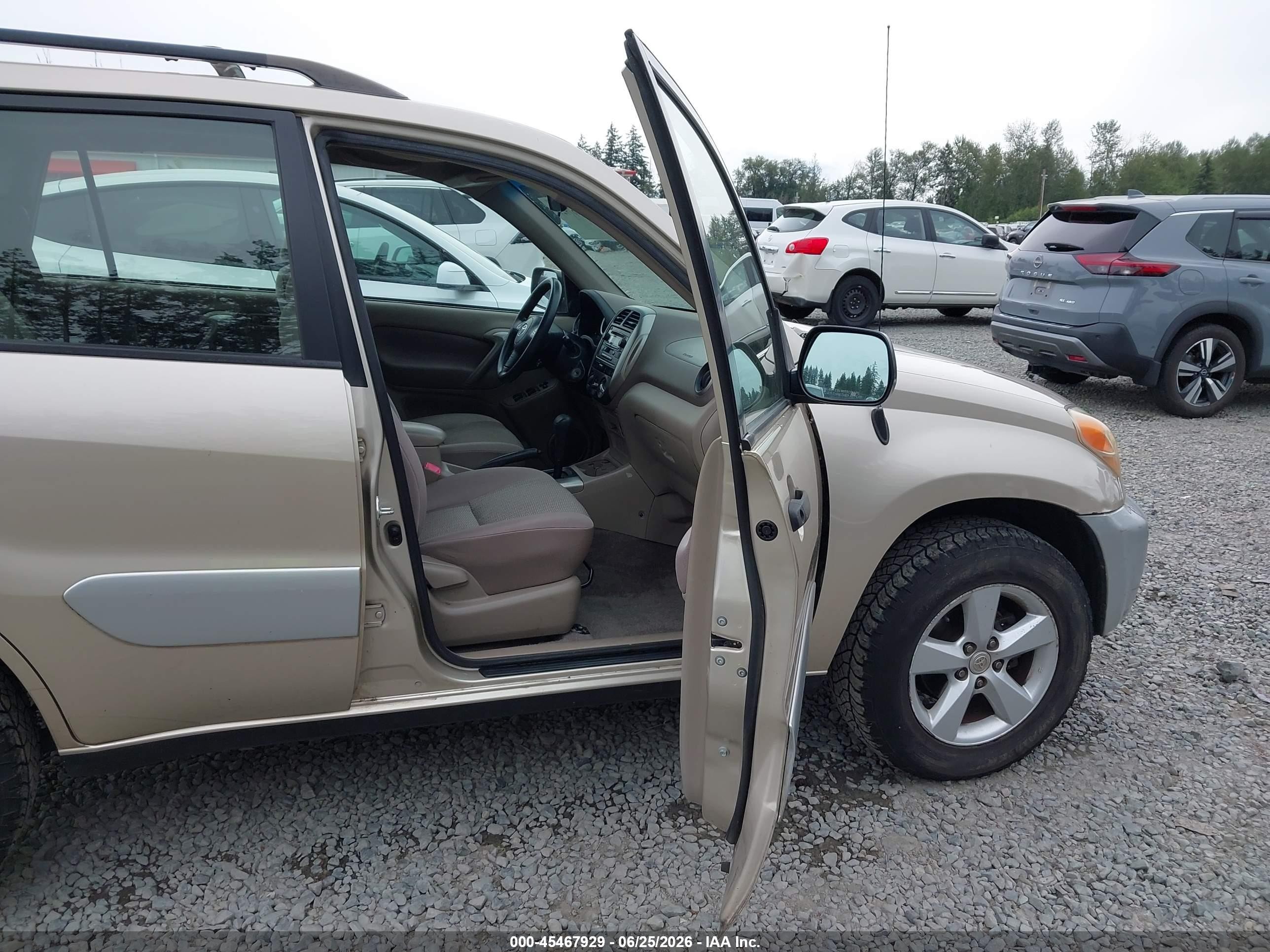 2005 Toyota Rav4   Gold vin: JTEHD20V950063048