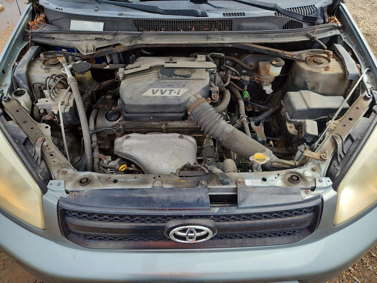 2005 Toyota Rav4 Base Silver vin: JTEHD20V950069710