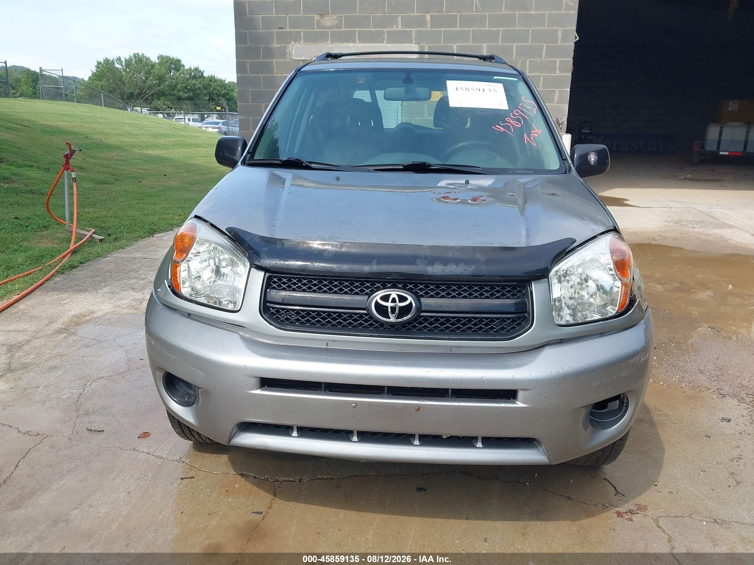 2004 Toyota Rav4   Silver vin: JTEHD20VX40020305