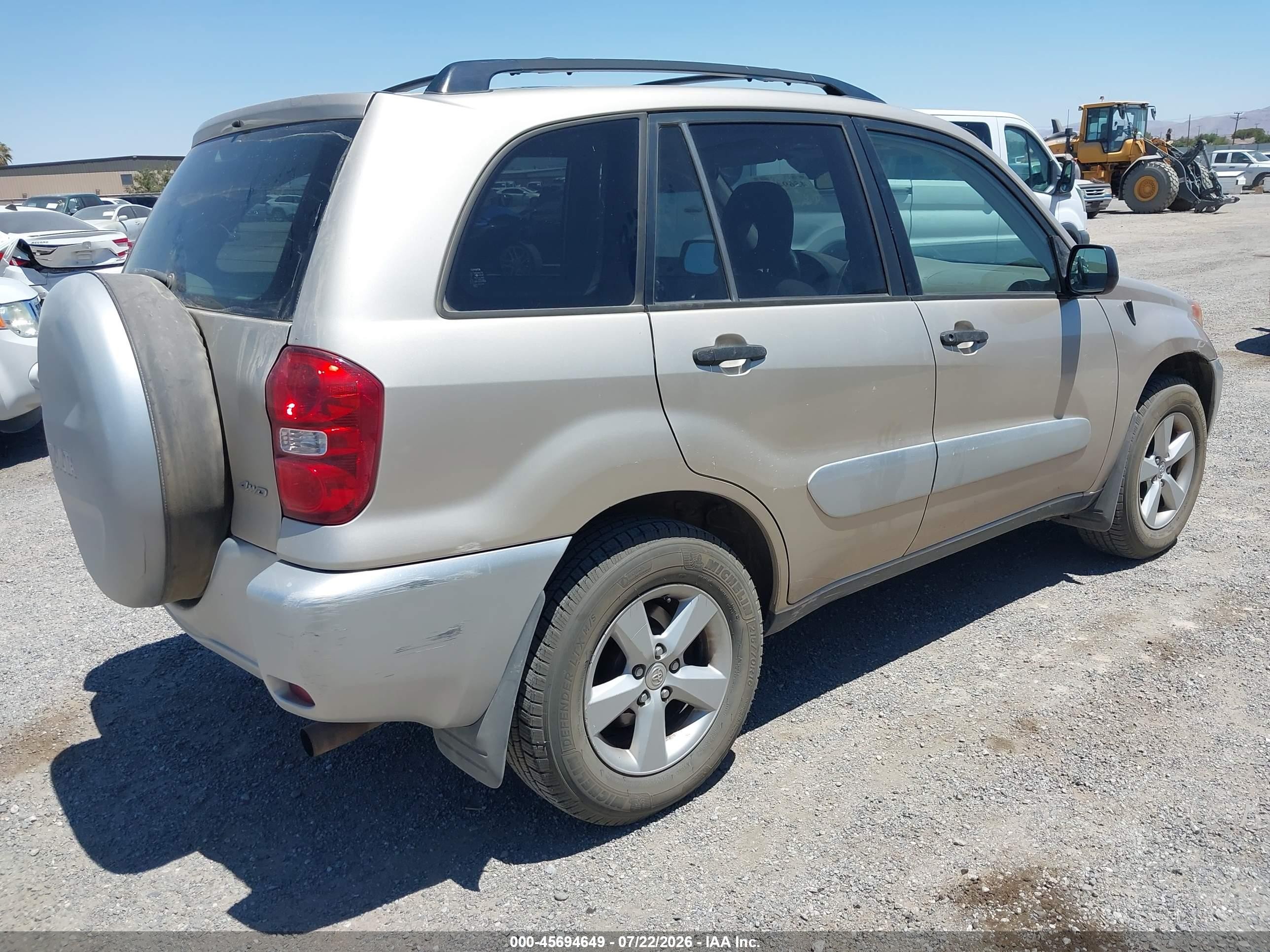 2004 Toyota Rav4   Champagne vin: JTEHD20VX40023561