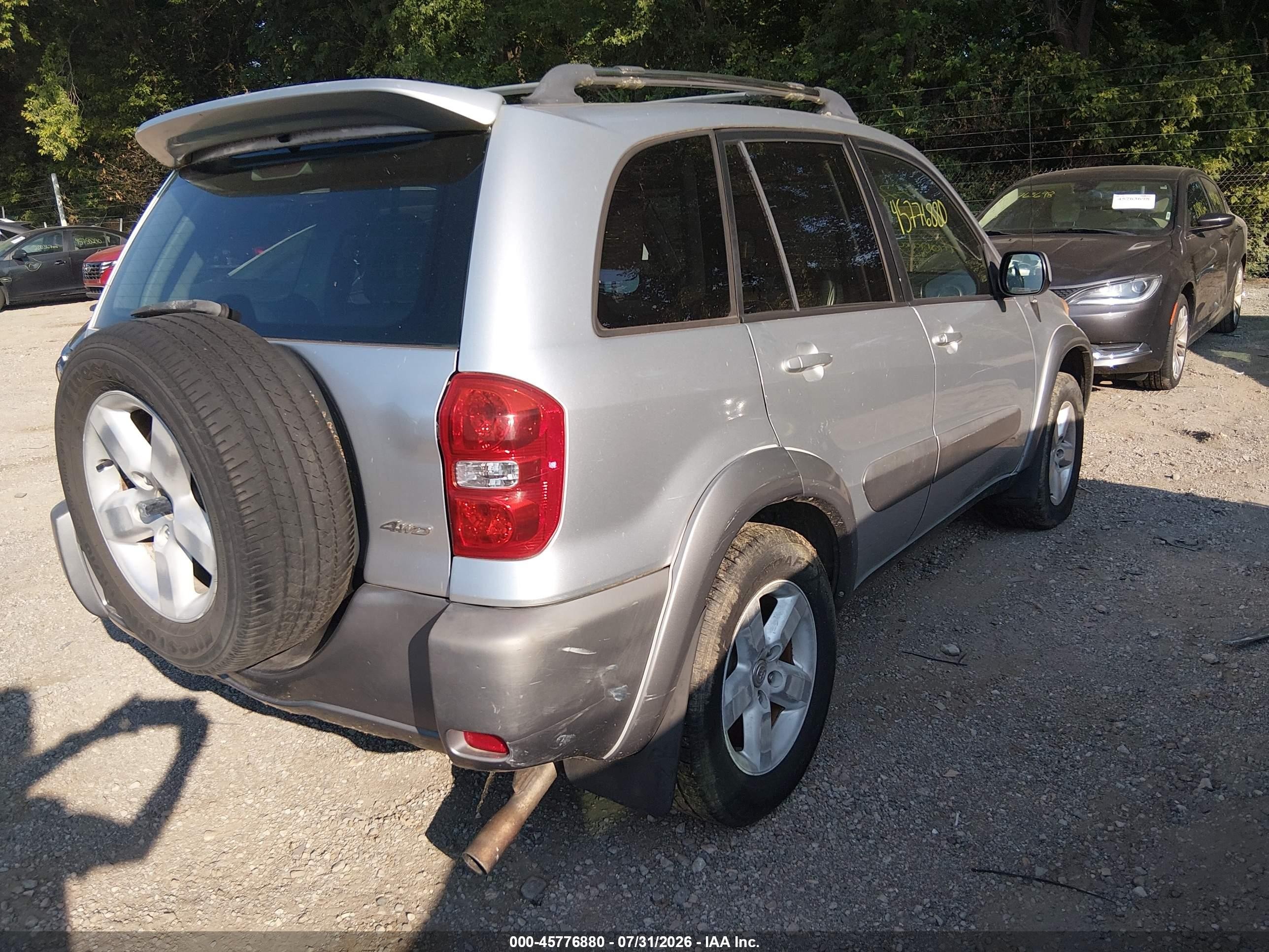 2004 Toyota Rav4   Silver vin: JTEHD20VX46001010