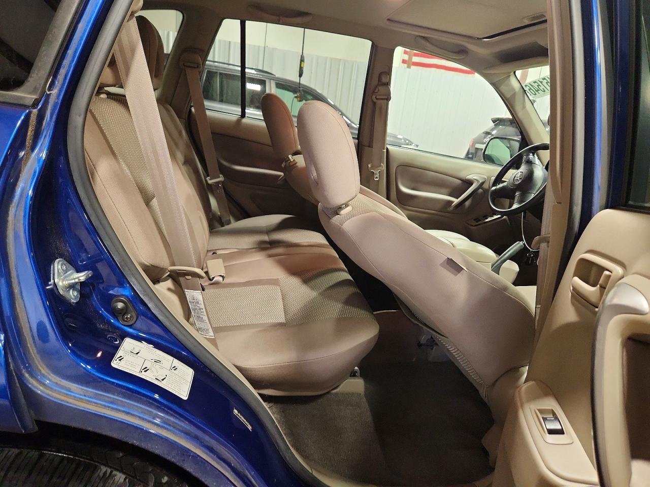 2005 Toyota Rav4 Base Blue vin: JTEHD20VX56033666