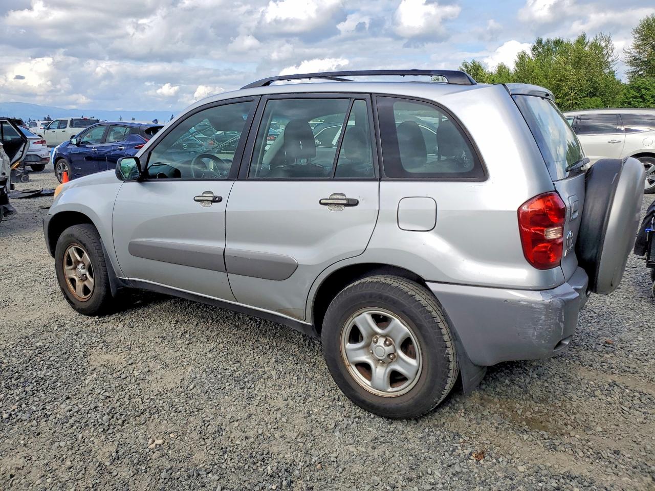 2005 Toyota Rav4 Base Silver vin: JTEHD20VX56037071