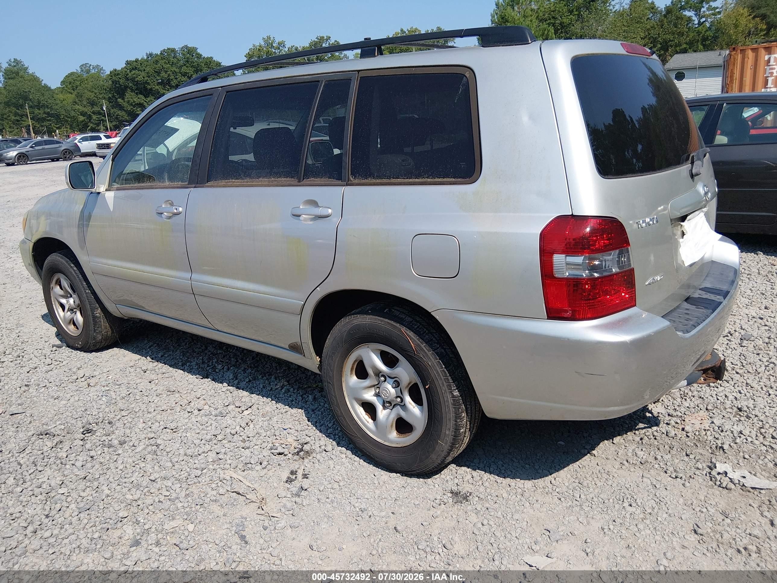 2005 Toyota Highlander   Silver vin: JTEHD21A050038437