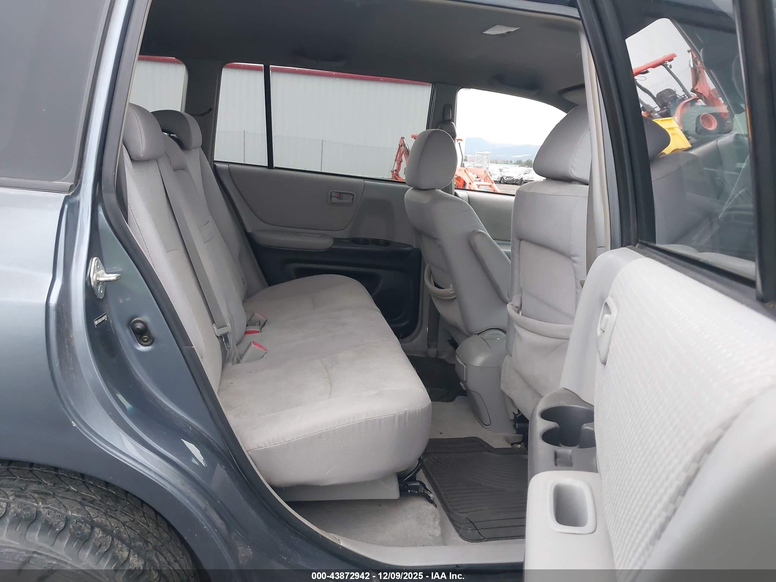 2004 Toyota Highlander   Gray vin: JTEHD21A140029762