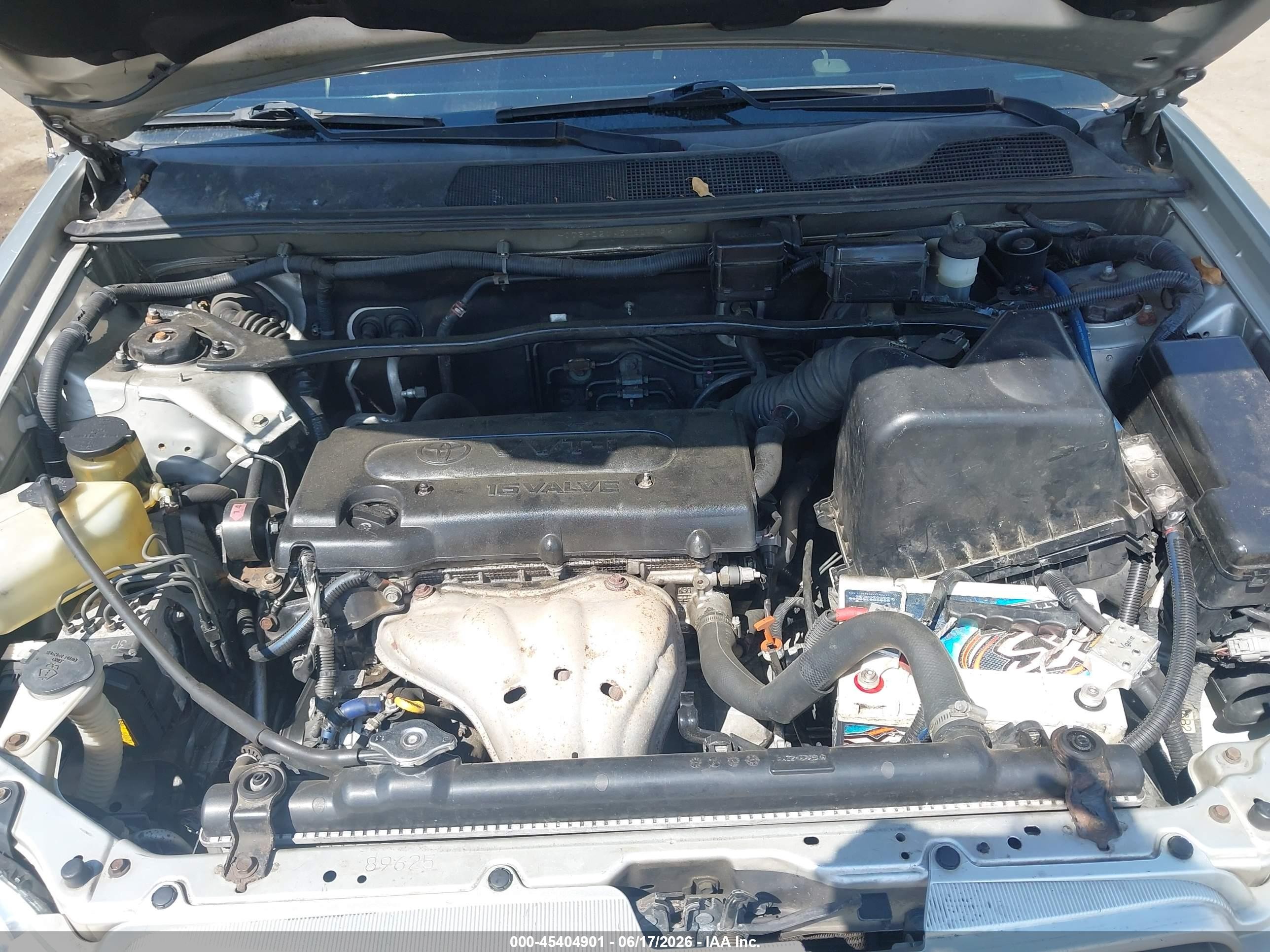 2007 Toyota Highlander Silver vin: JTEHD21A370047927