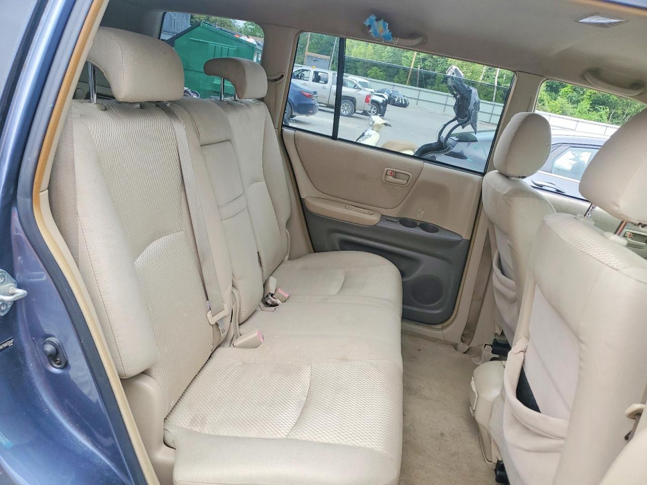 2005 Toyota Highlander Base Blue vin: JTEHD21A550033847