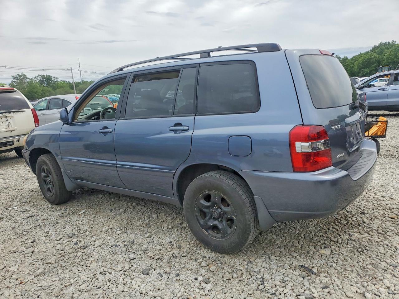 2005 Toyota Highlander Base Blue vin: JTEHD21A550033847