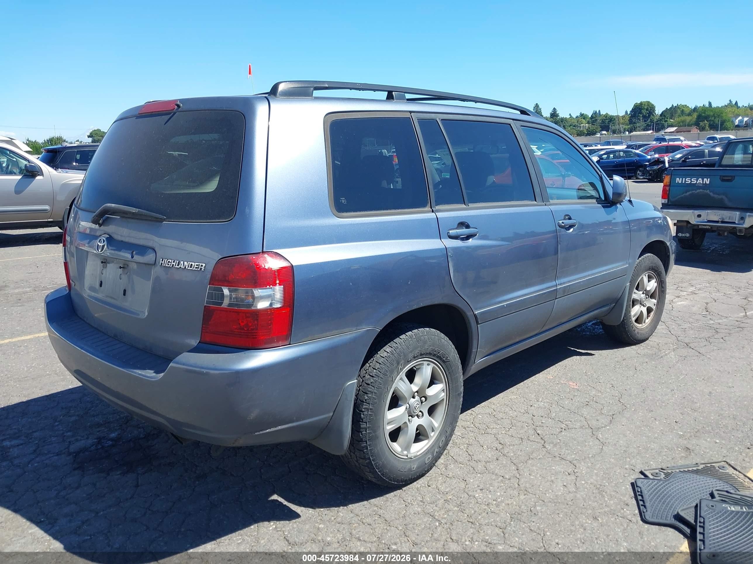 2006 Toyota Highlander   Light Blue vin: JTEHD21A560044865