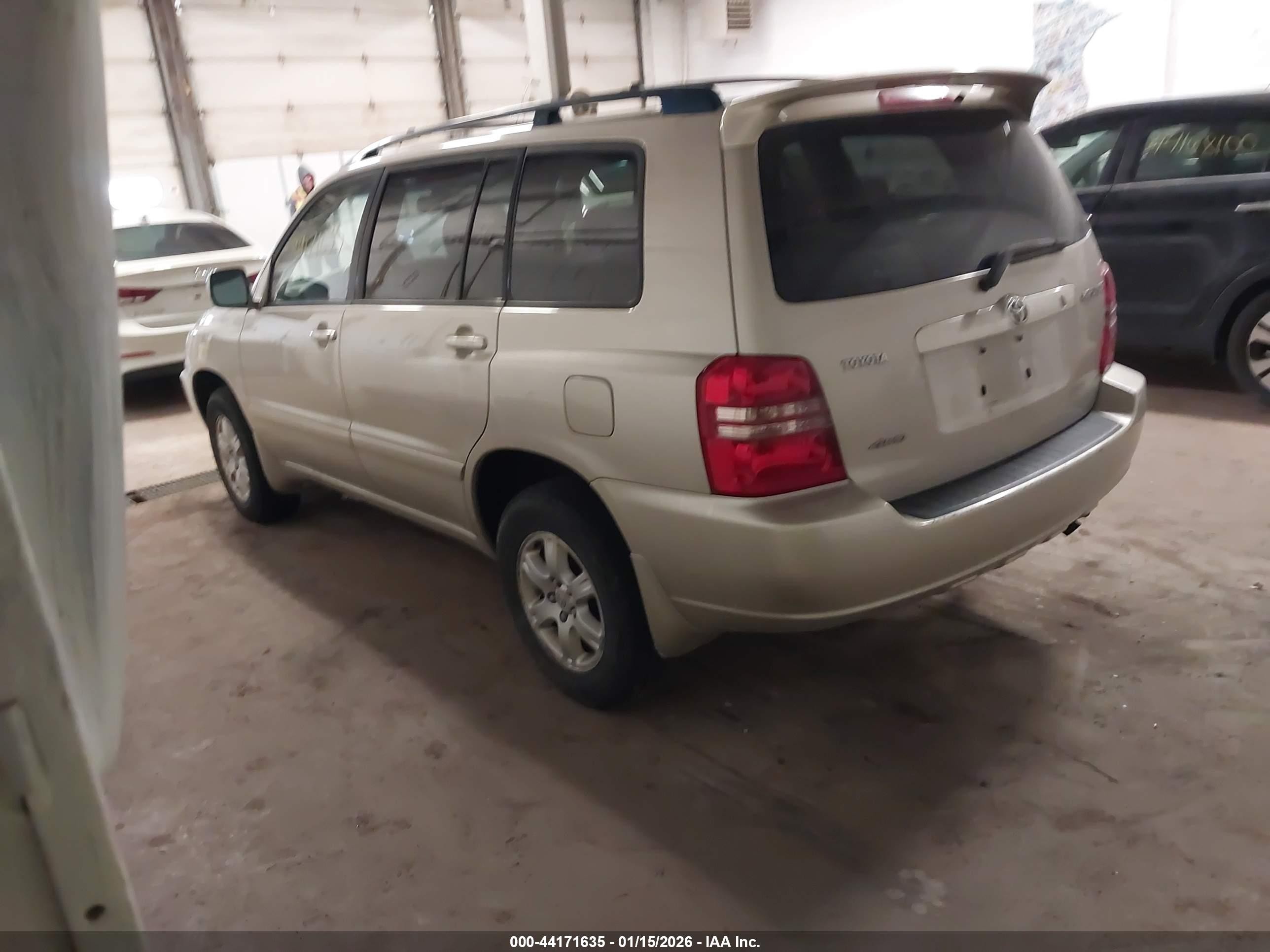2003 Toyota Highlander   Желто-коричневый vin: JTEHD21A630020036