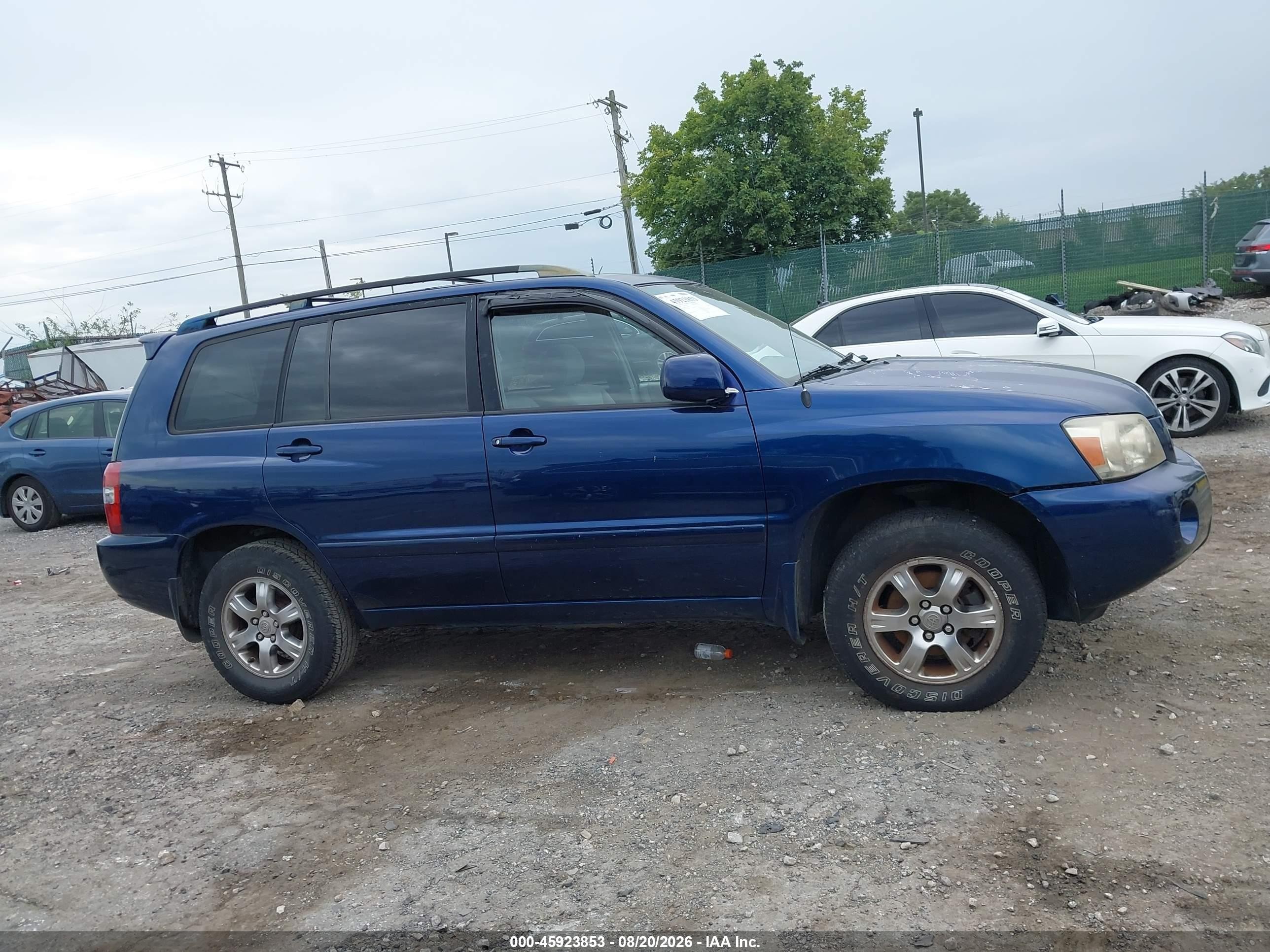 2004 Toyota Highlander   Blue vin: JTEHD21A740029961