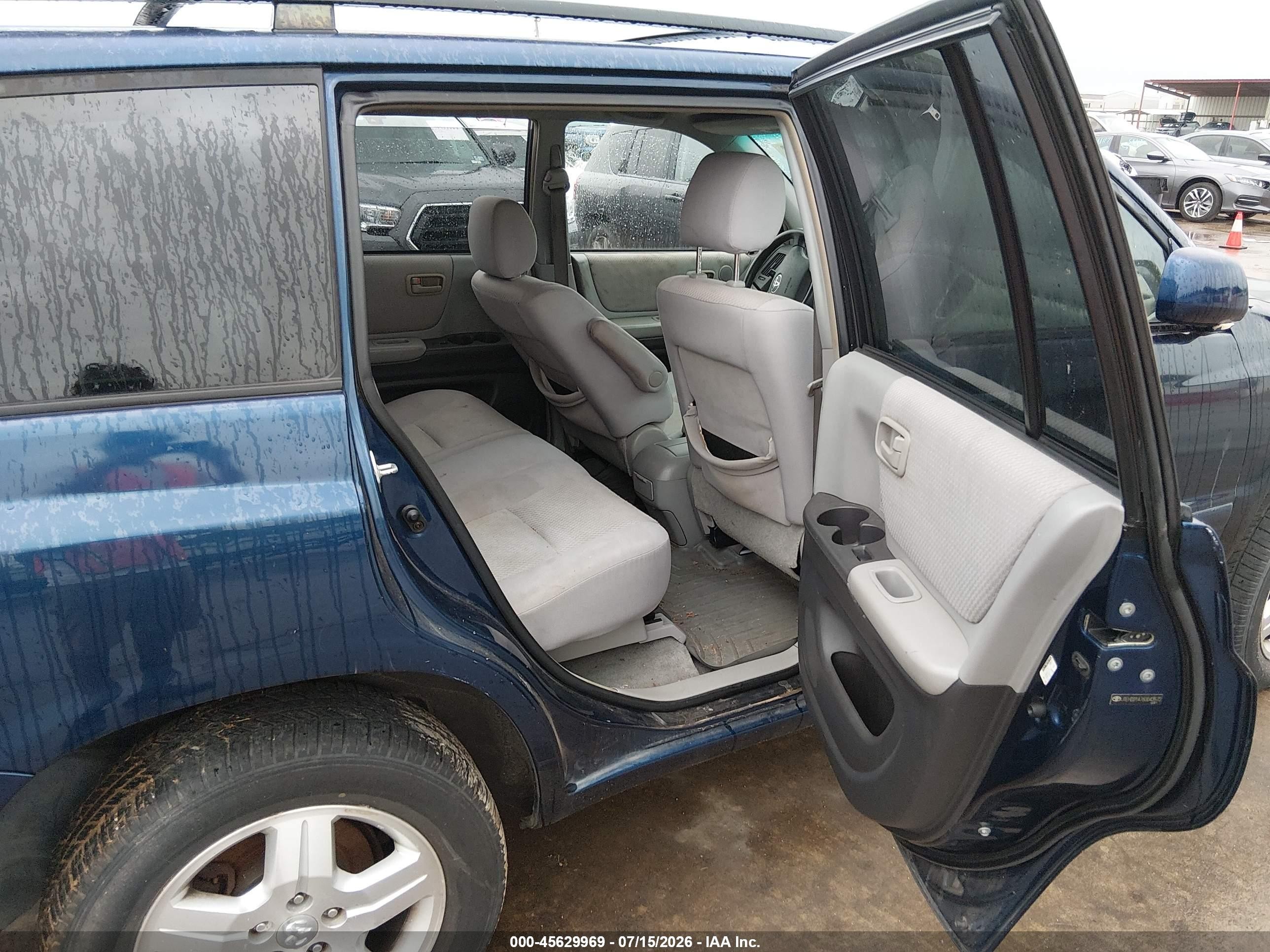 2006 Toyota Highlander   Blue vin: JTEHD21A760043572
