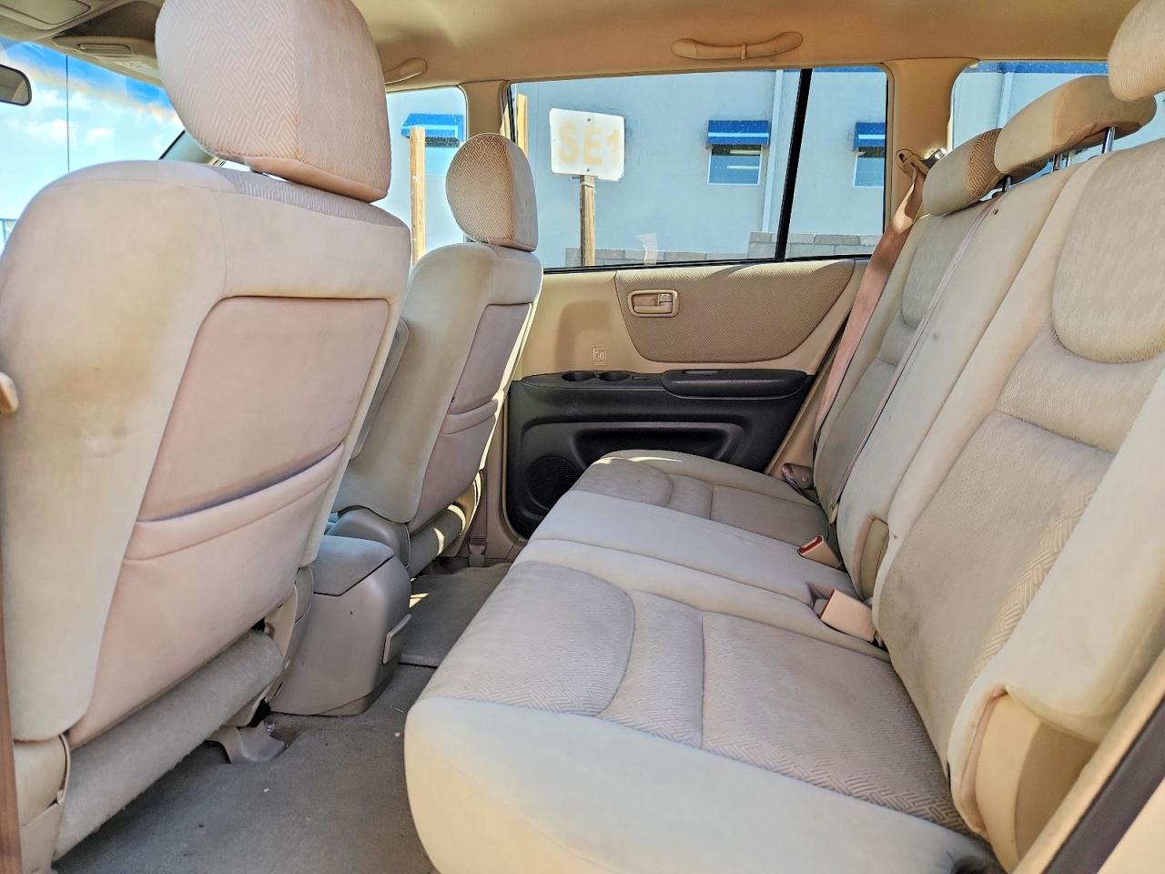 2001 Toyota Highlander Base Gold vin: JTEHD21A910002210