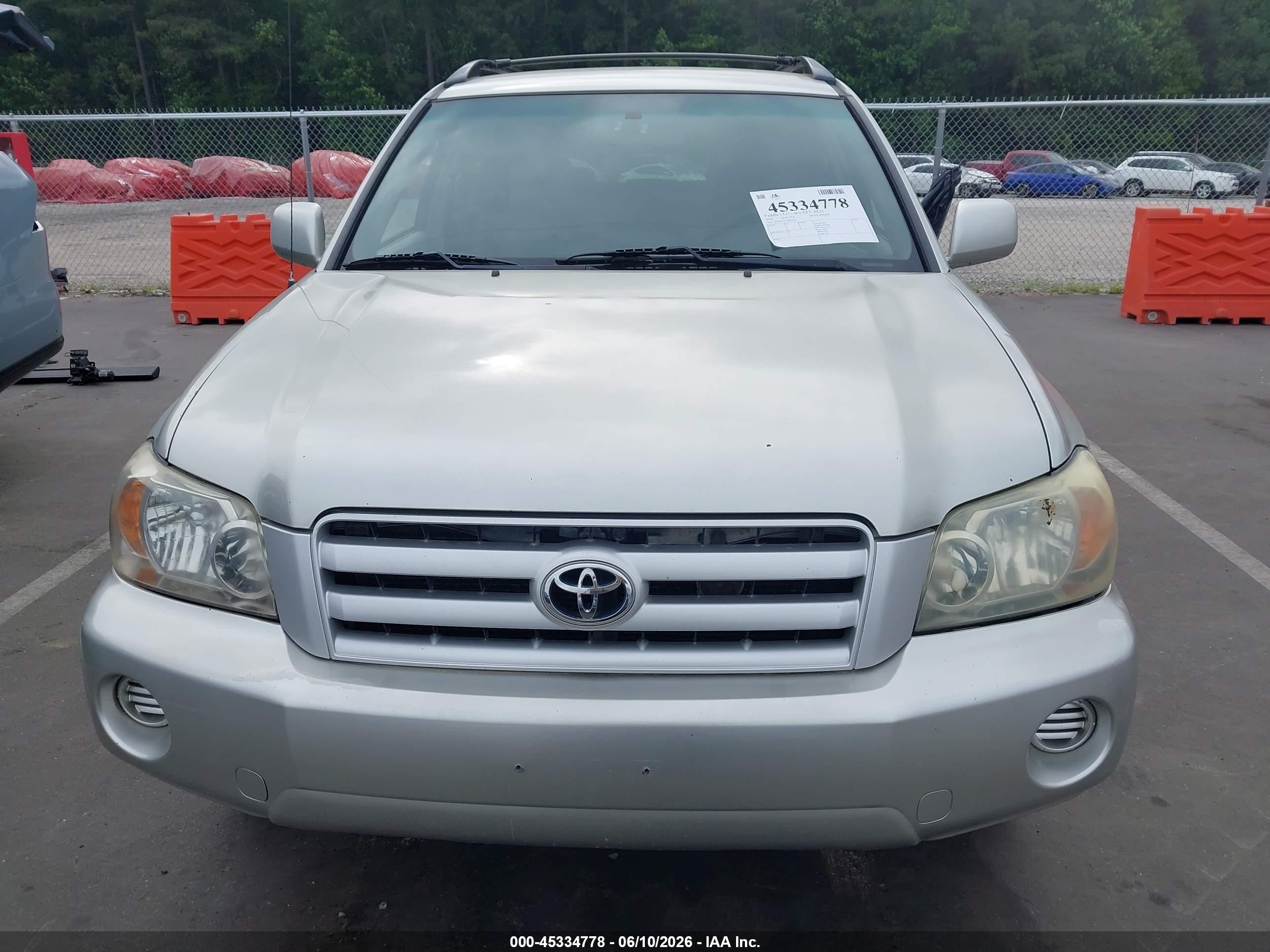 2004 Toyota Highlander   Silver vin: JTEHD21AX40029016