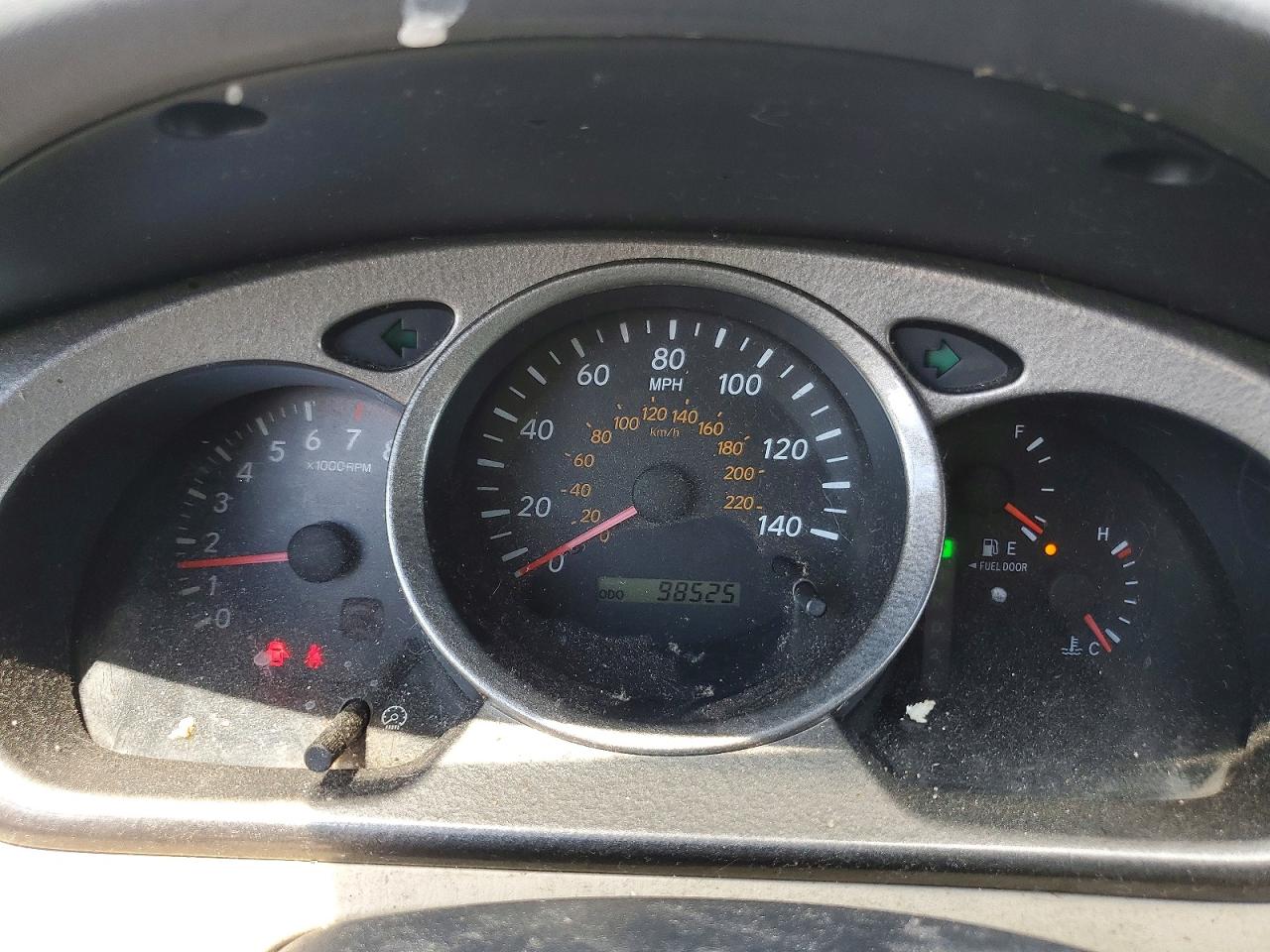 2001 Toyota Highlander Base Золотой vin: JTEHF21A410020916