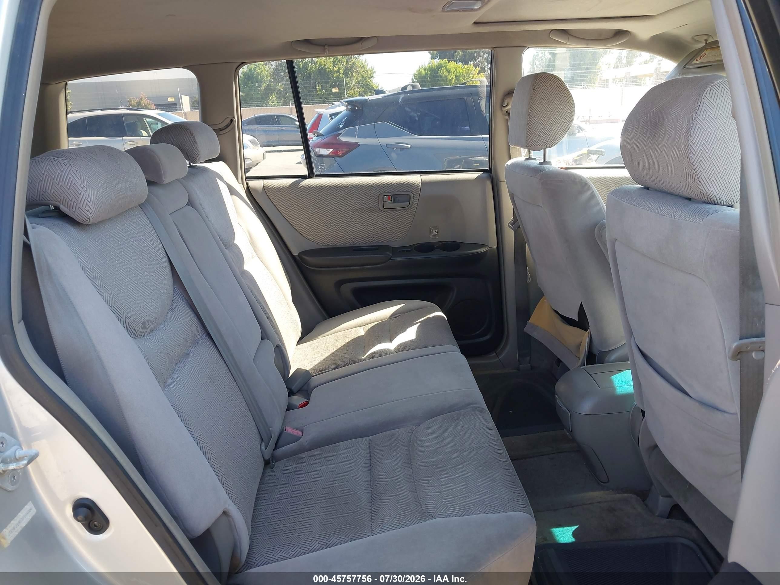 2003 Toyota Highlander V6 Silver vin: JTEHF21A530104004