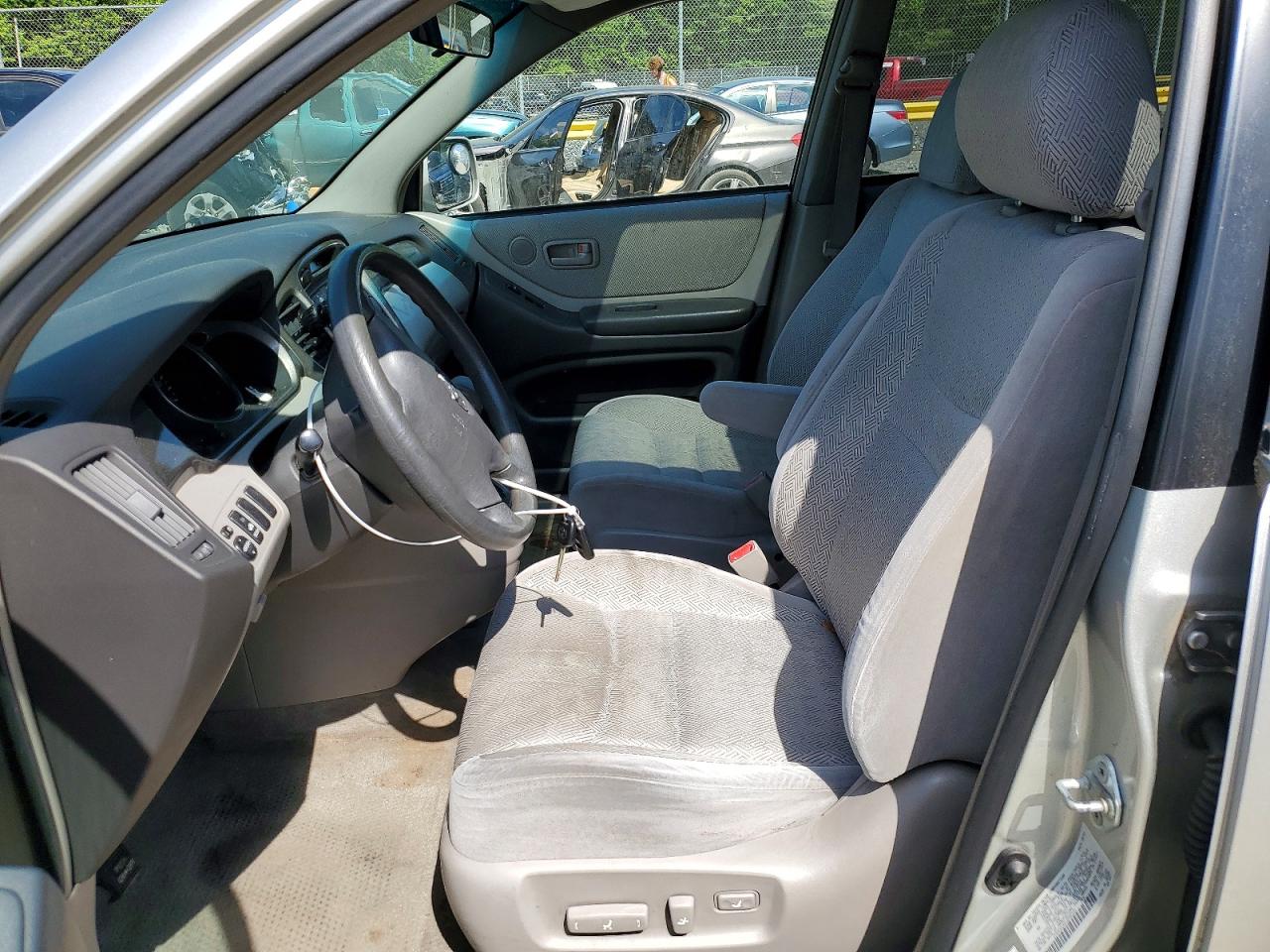 2001 Toyota Highlander Base Silver vin: JTEHF21AX10040121