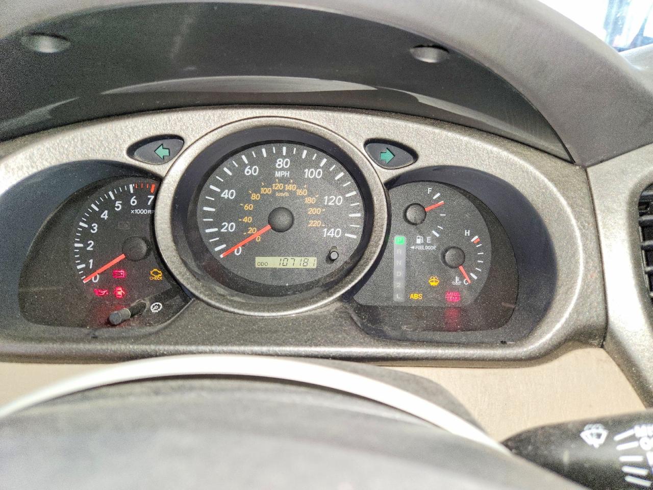 2002 Toyota Highlander Base Beige vin: JTEHF21AX20050021