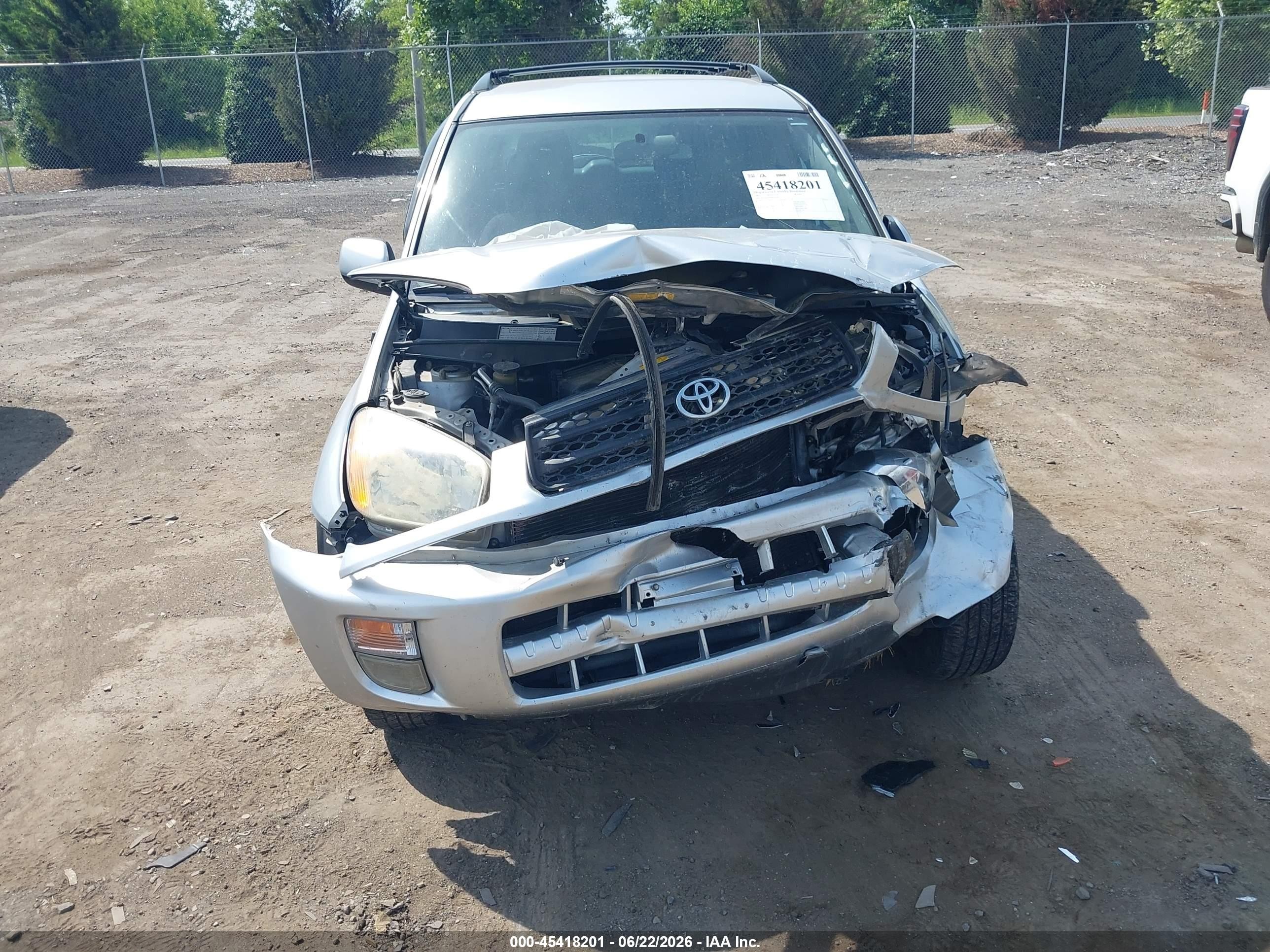 2003 Toyota Rav4   Серебряный vin: JTEHH20V030231399