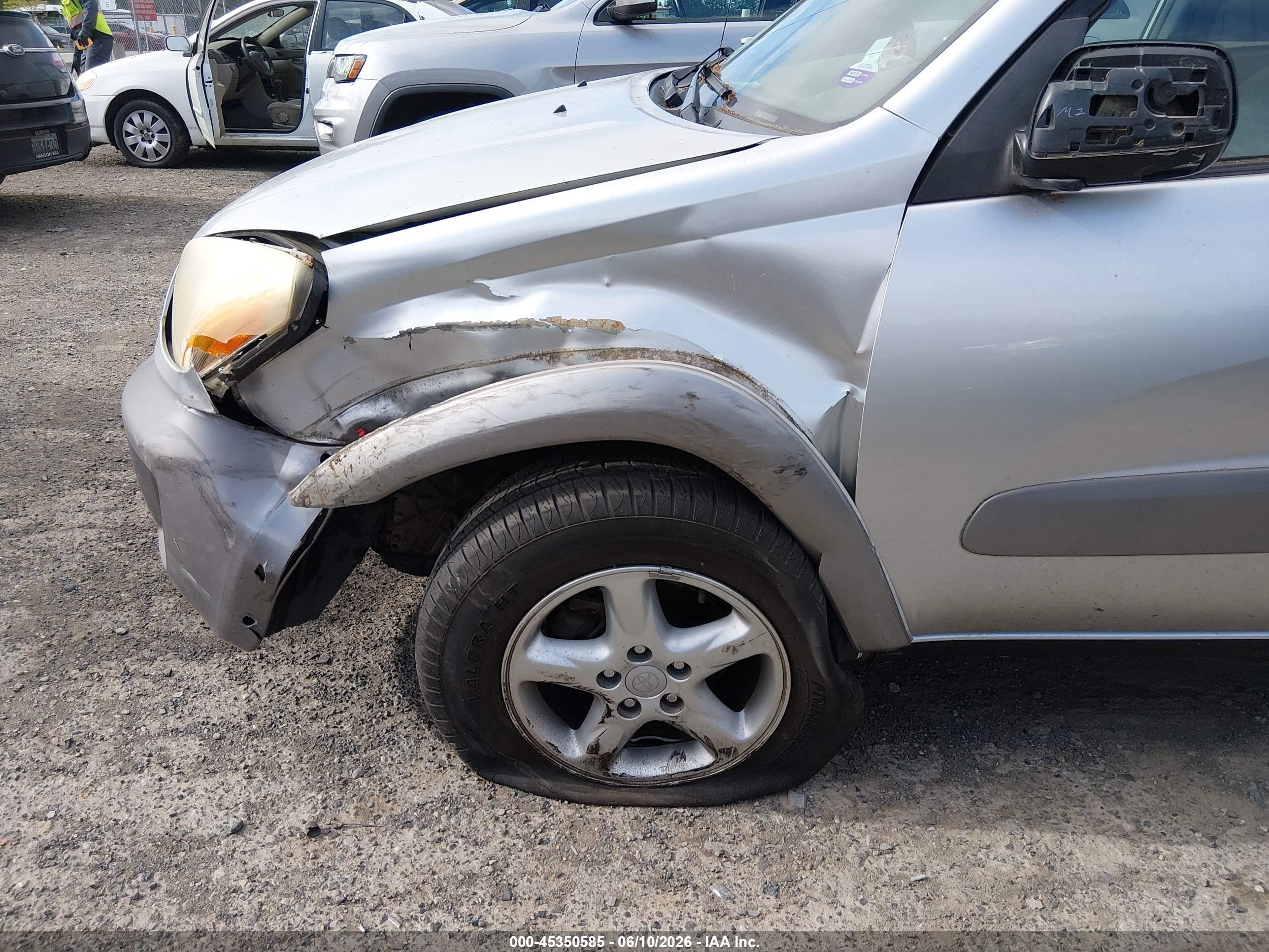 2002 Toyota Rav4   Silver vin: JTEHH20V120179523