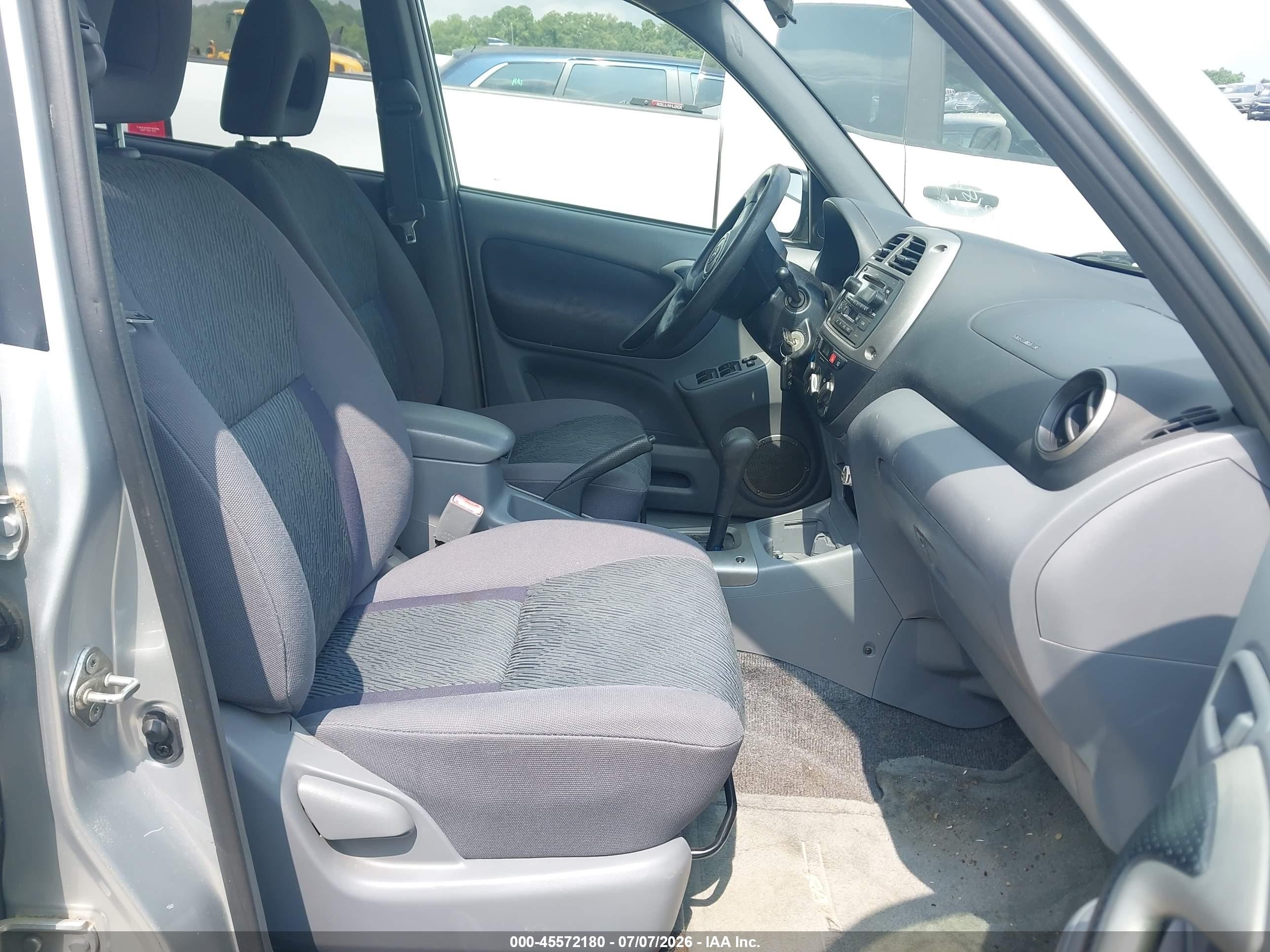 2003 Toyota Rav4   Silver vin: JTEHH20V136076732